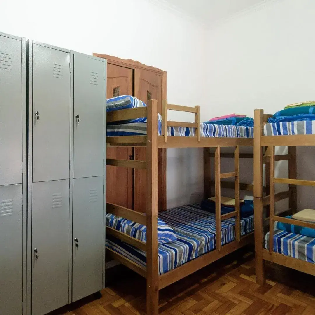 Bed in 6-Bed Female Dormitory Room in Maracanã Hostel Sport Bar Bed in 6-Bed Female Dormitory Room in Maracanã Hostel Sport Bar