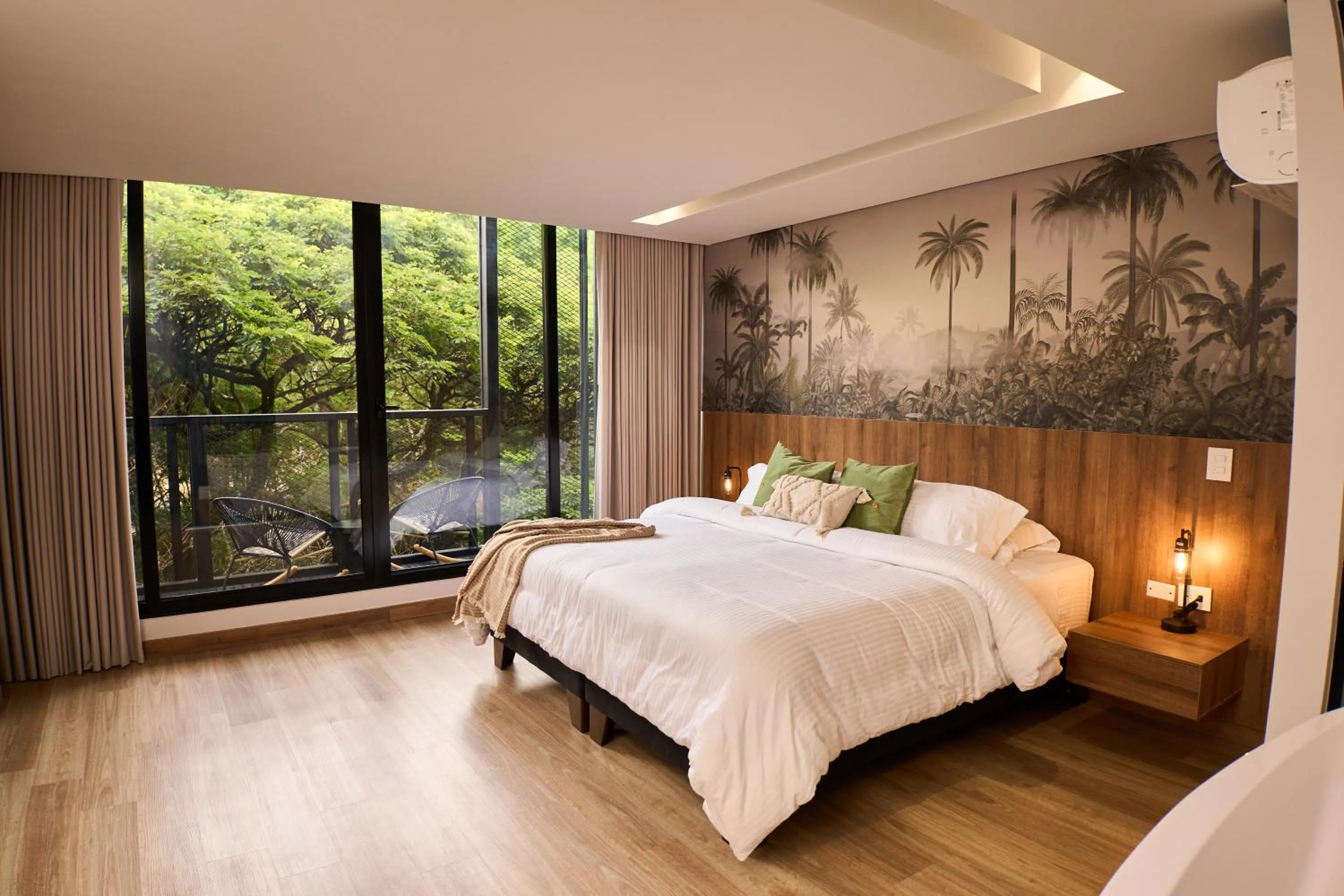 Bed in HYPE STATES Cali