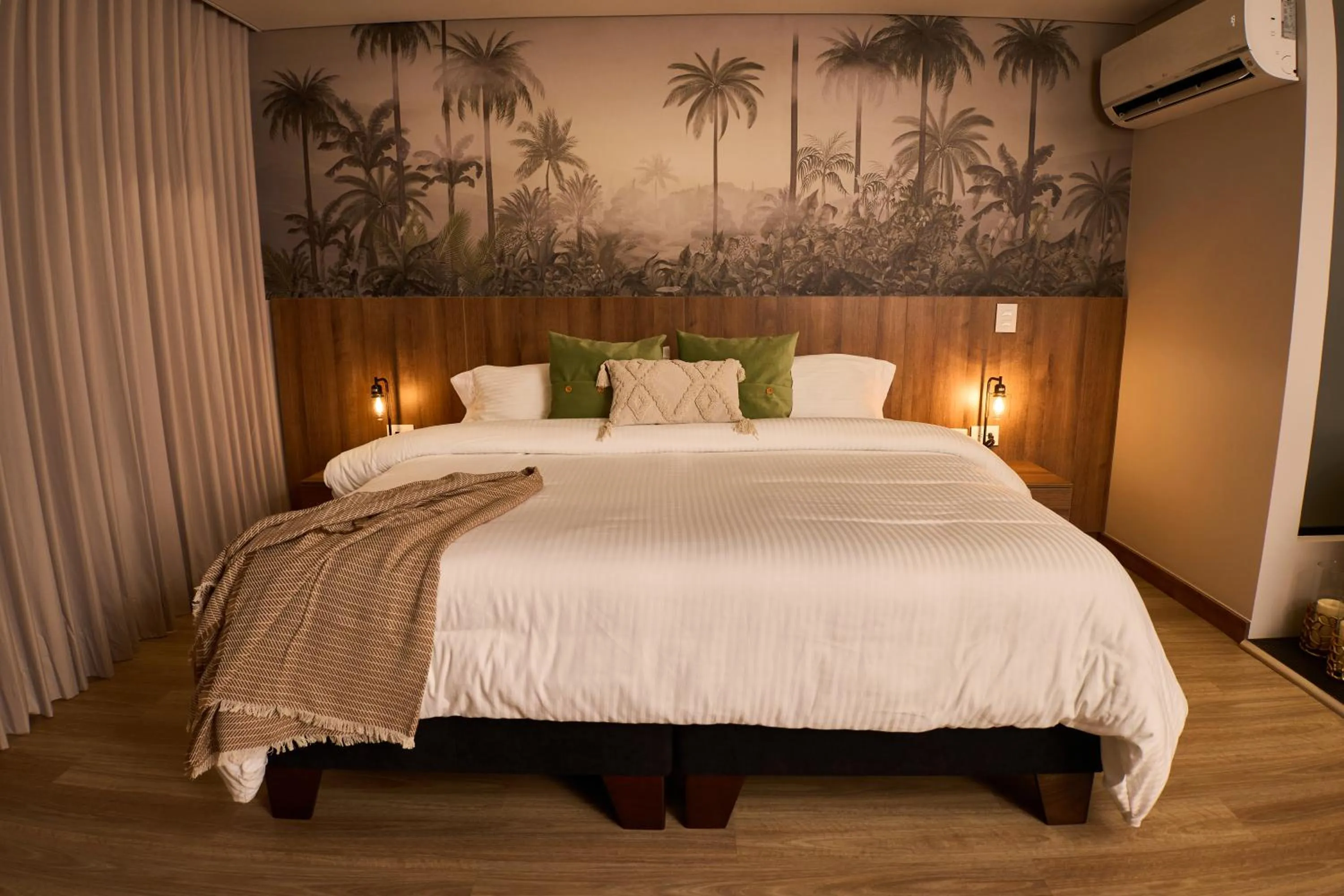 Bed in HYPE STATES Cali