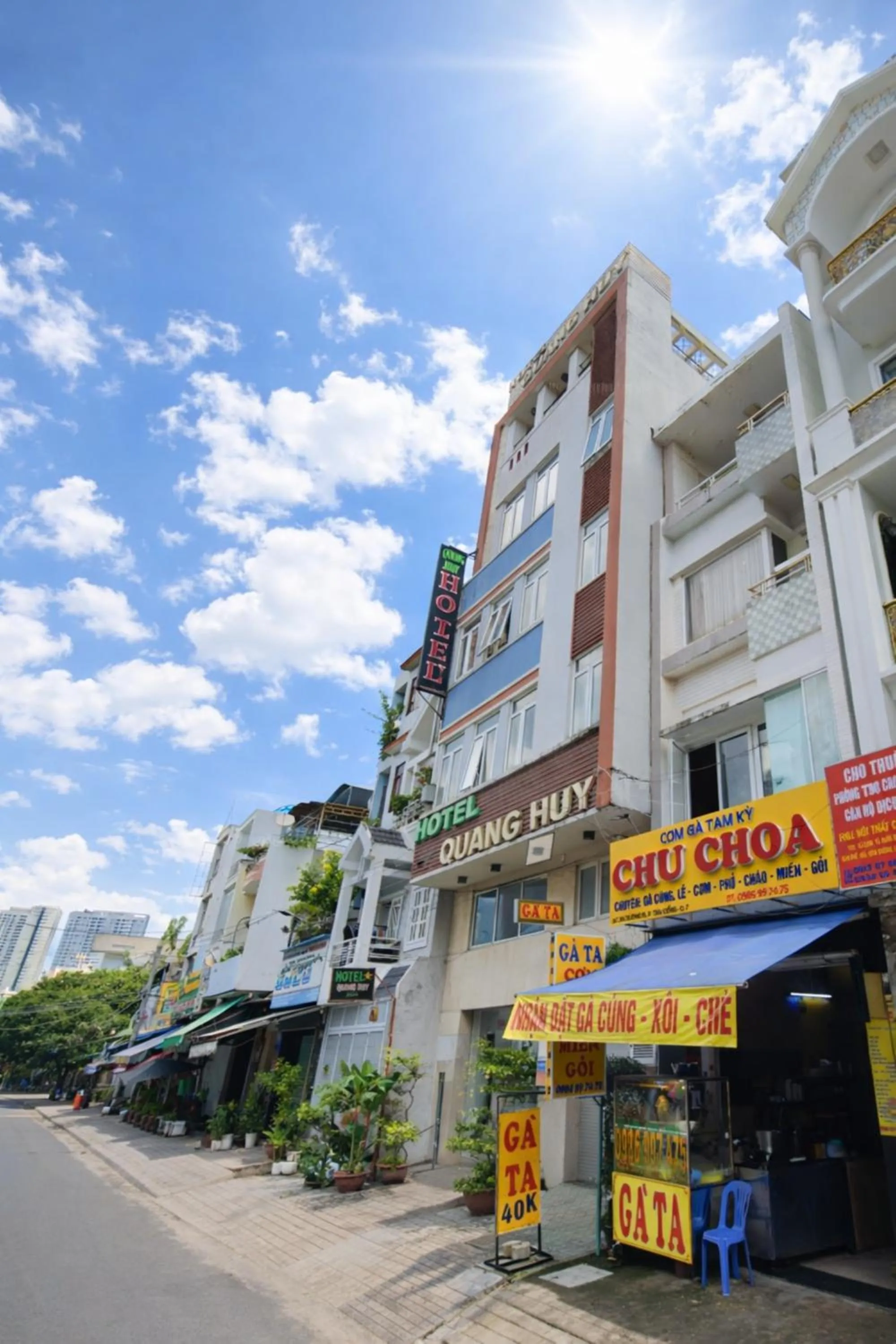 Property building in Quang Huy Hotel