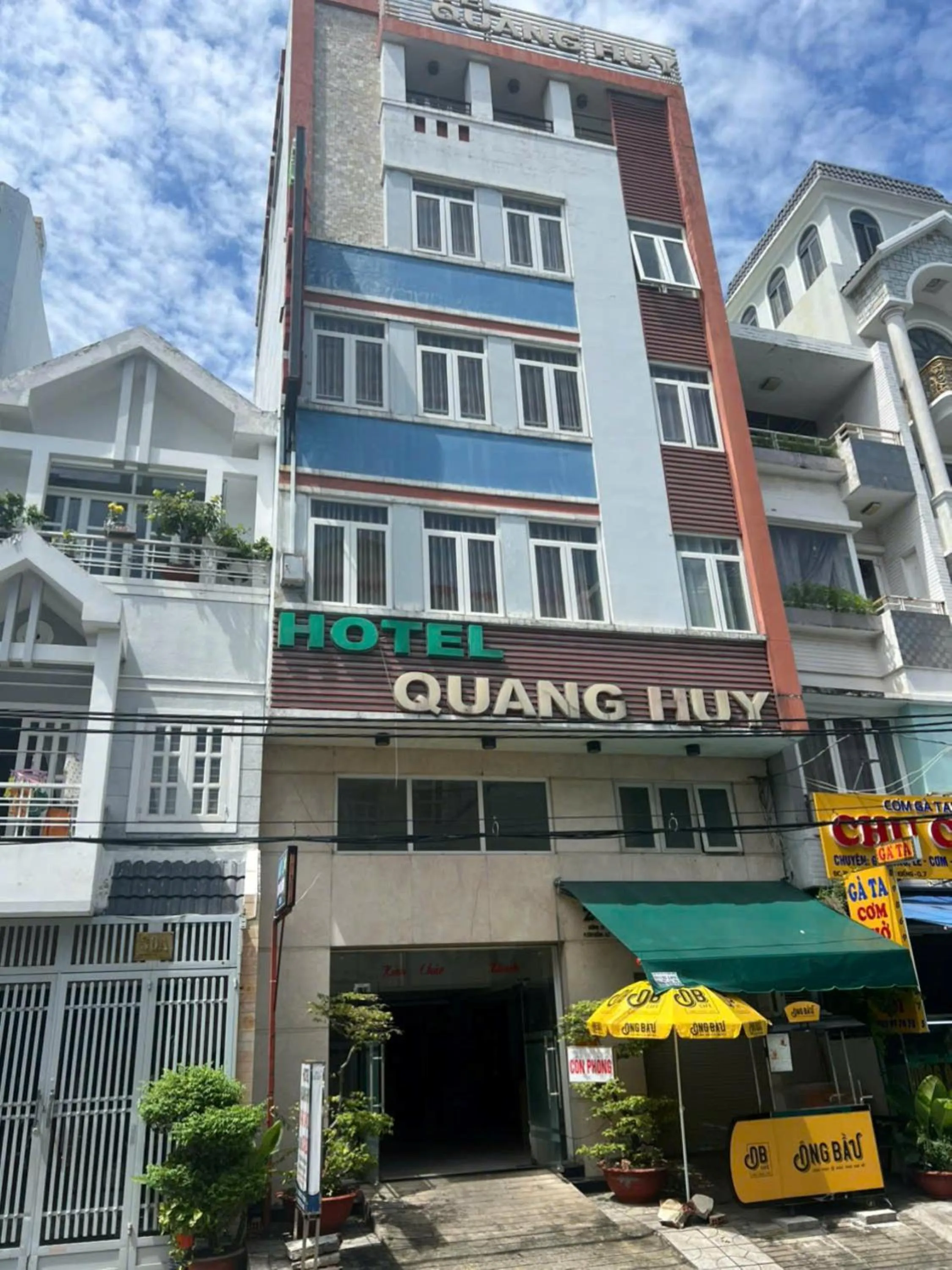 Property building in Quang Huy Hotel
