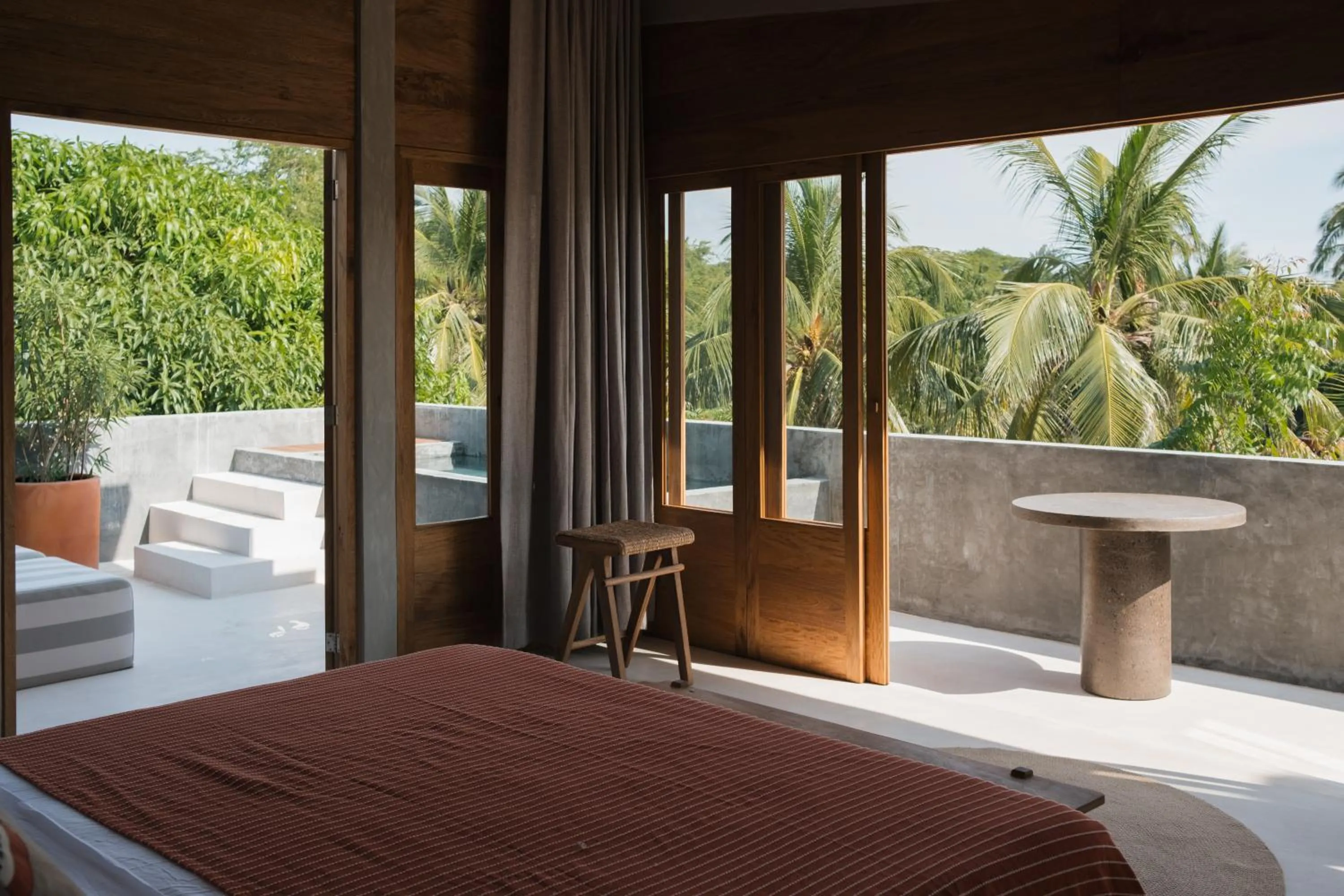 Patio, Bed in Suuel Hotel Adults Only