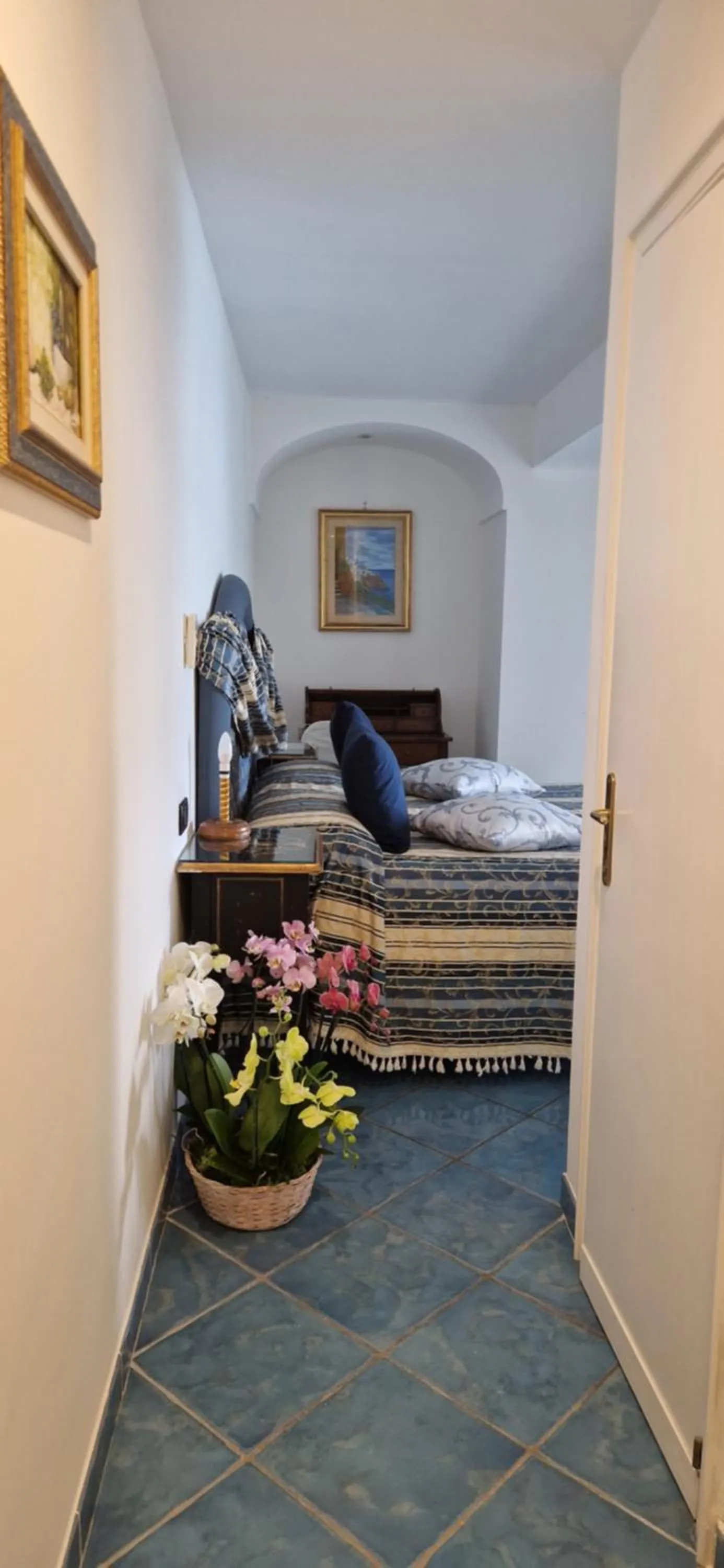 Bed in Albergo La Conca Azzurra