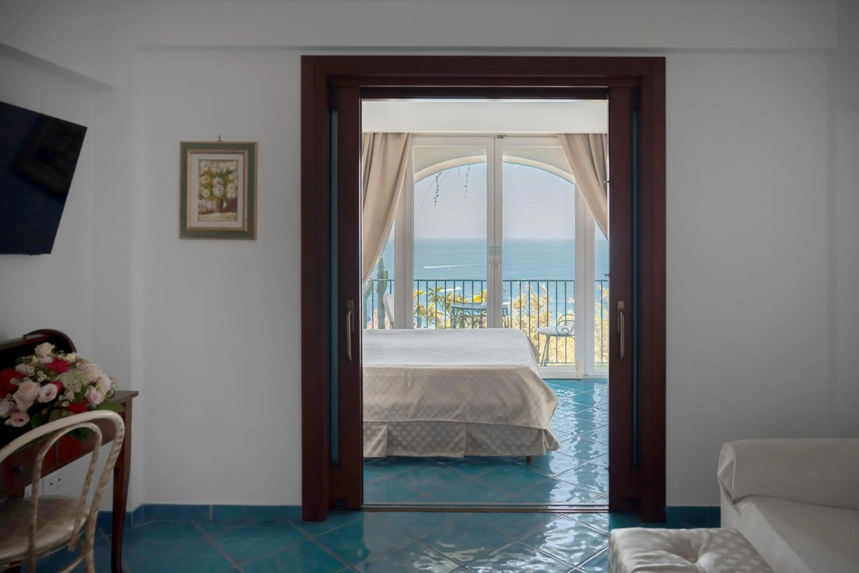 Bed in Albergo La Conca Azzurra