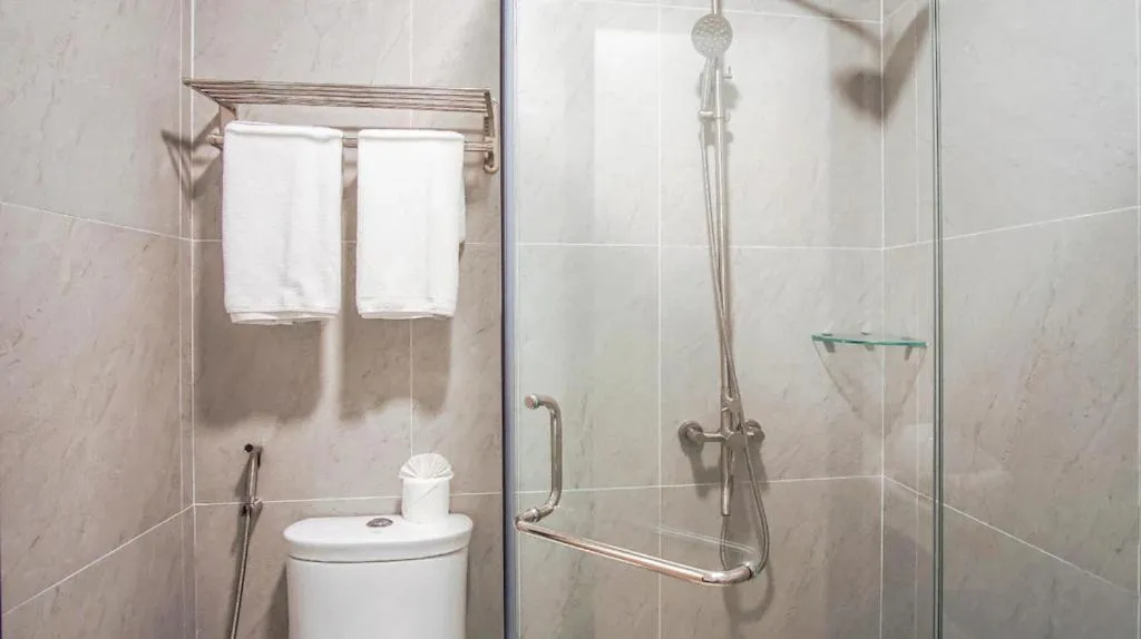 Shower in ARTMIO Hotel Apartment