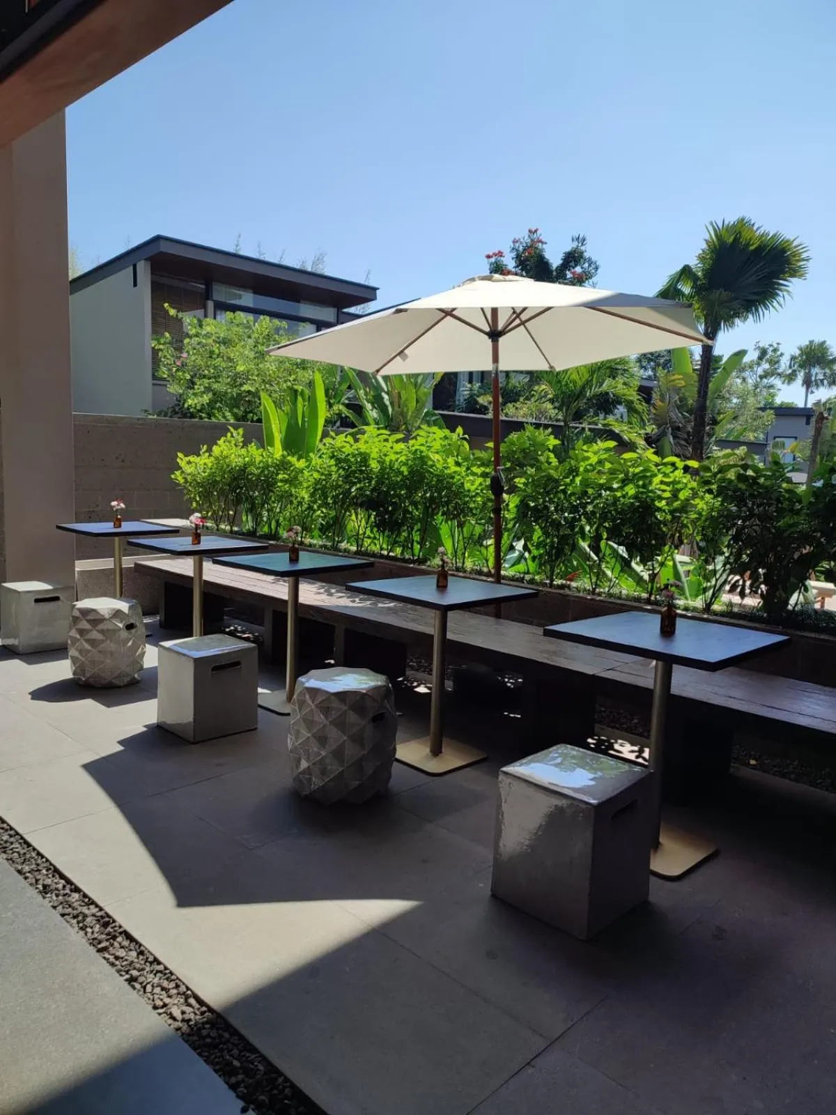 Restaurant/places to eat in The Akasha Canggu Luxury Villas