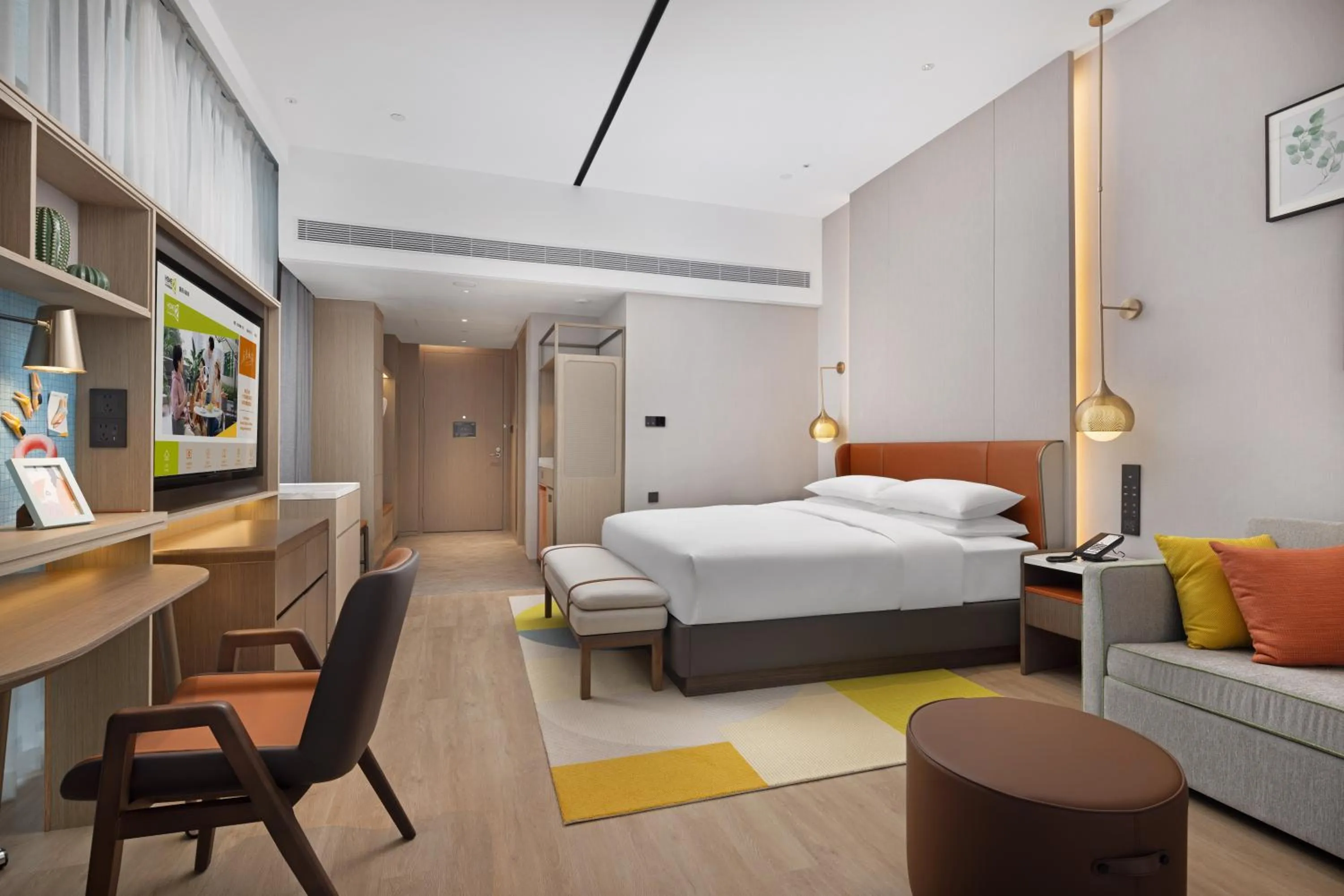 Bed in Home2 Suites by Hilton Guangzhou Huangpu Science City Free shuttle buses are provided during the Canton Fair