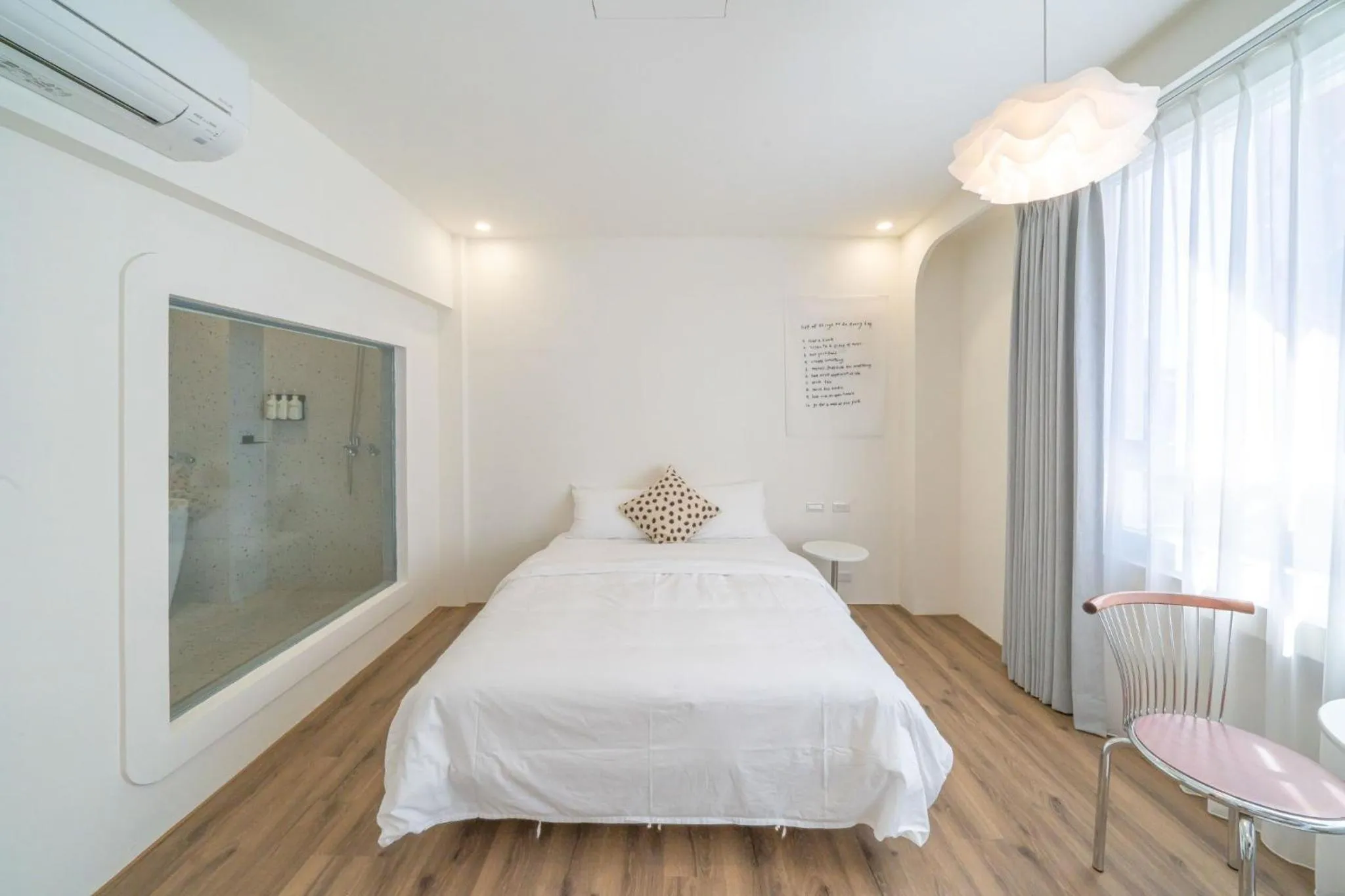 On site, Bed in Nantuju