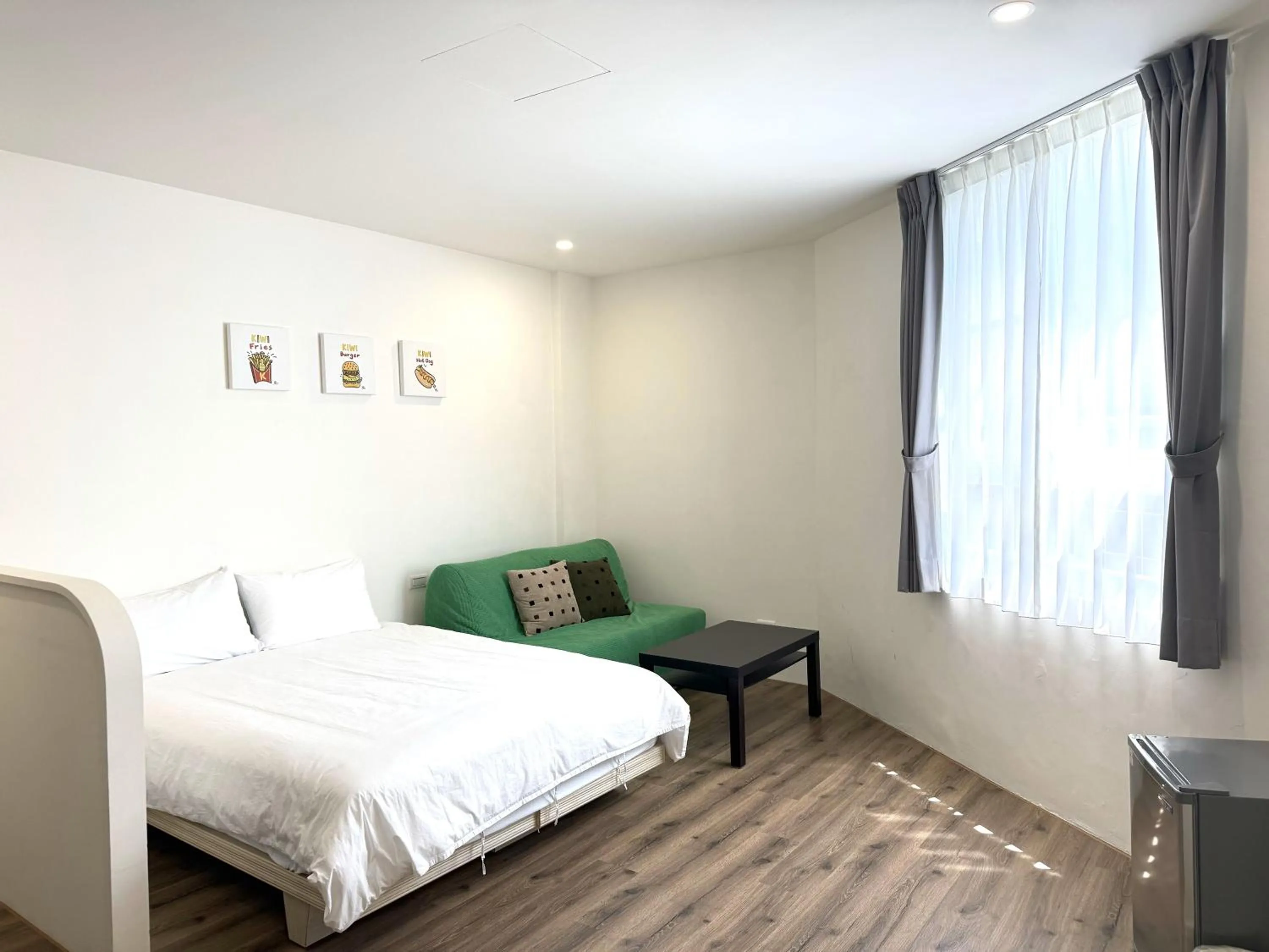 On site, Bed in Nantuju