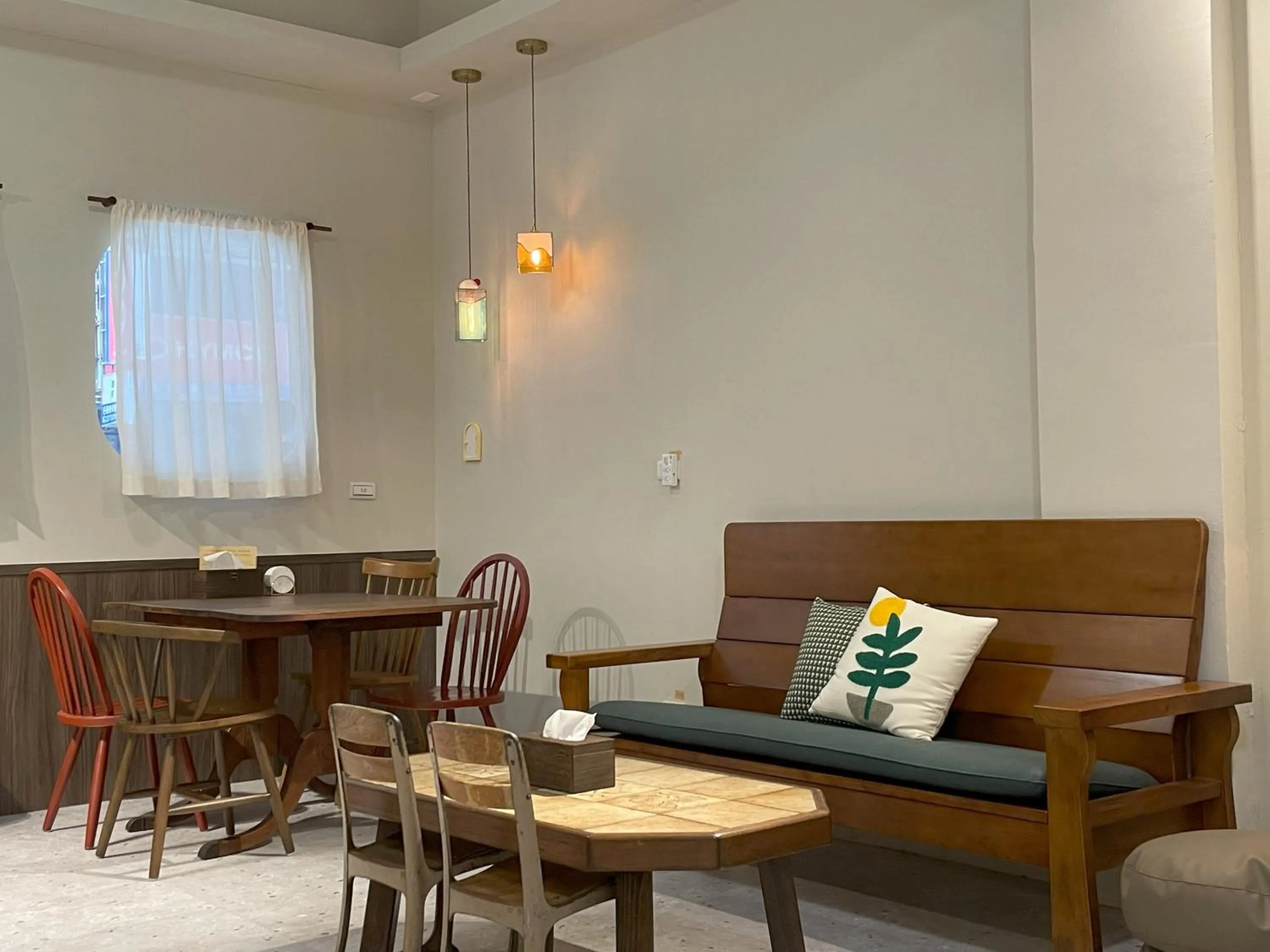 Seating area in Nantuju