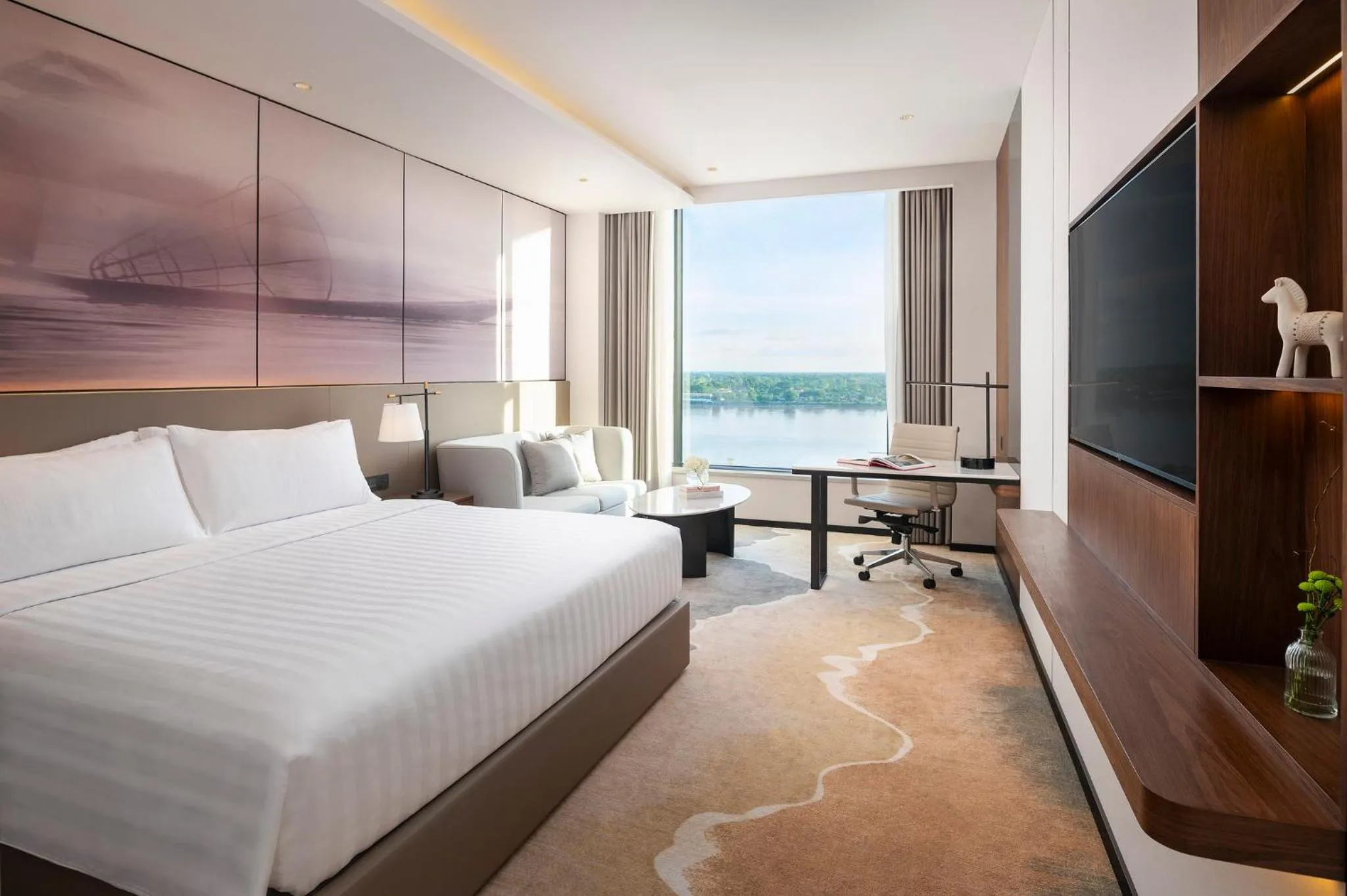 Photo of the whole room, Bed in Amari Vientiane