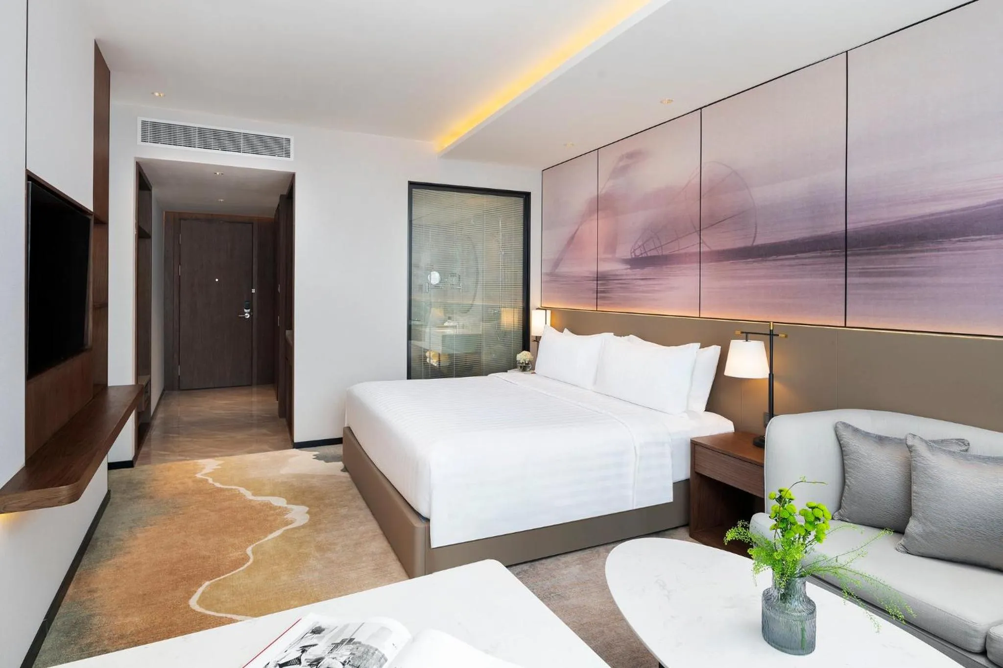 Photo of the whole room, Bed in Amari Vientiane