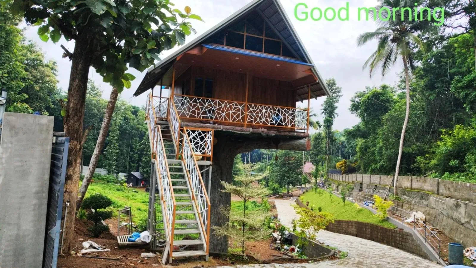 Karingens Resort