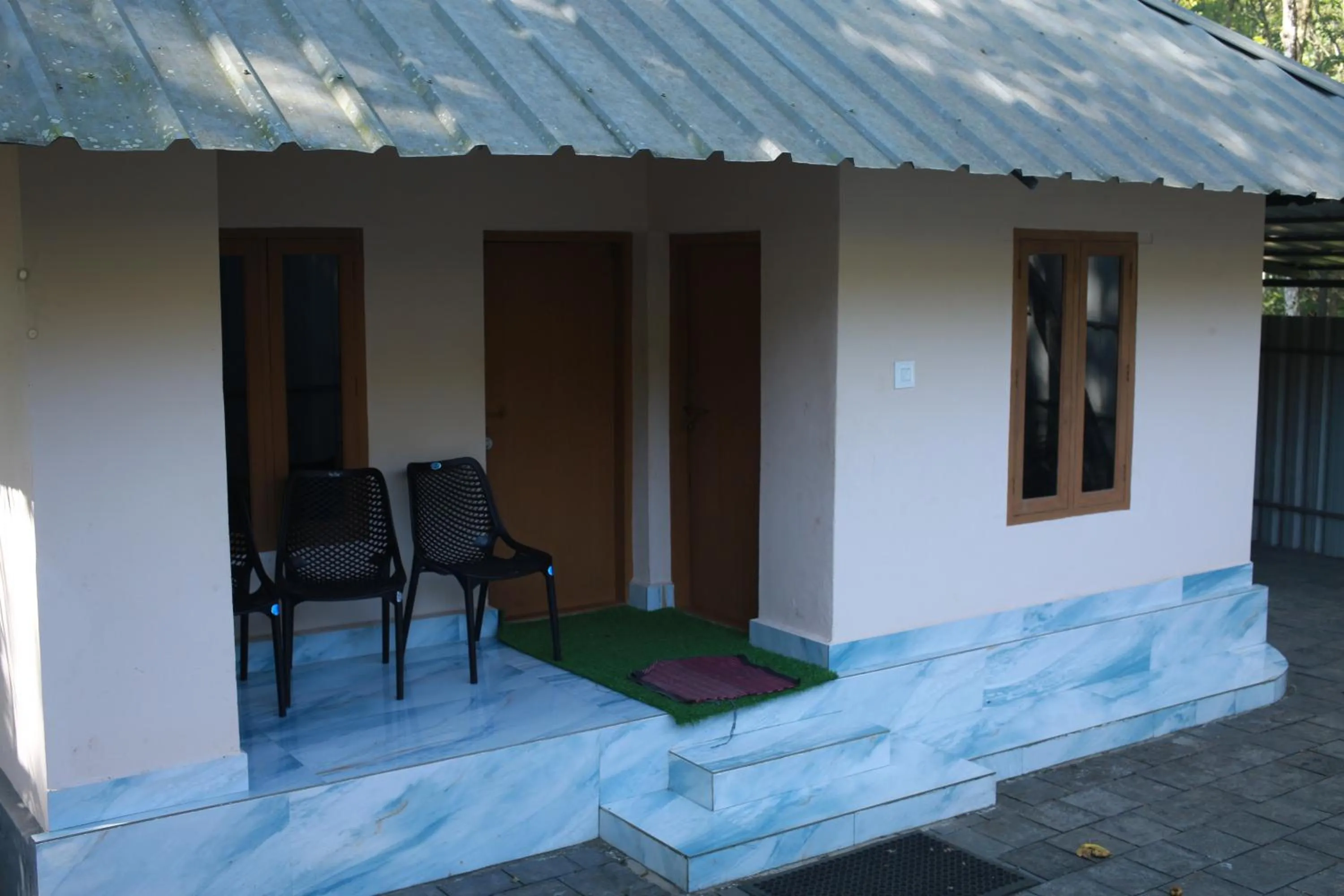 Karingens Resort