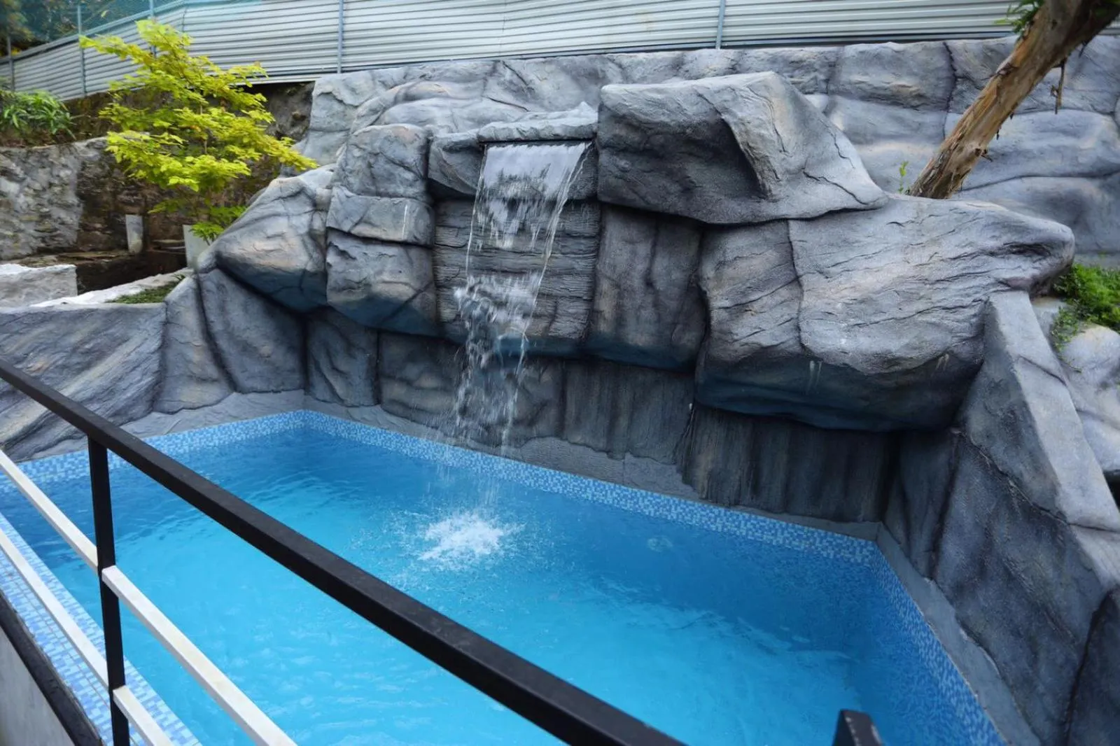 Karingens Resort