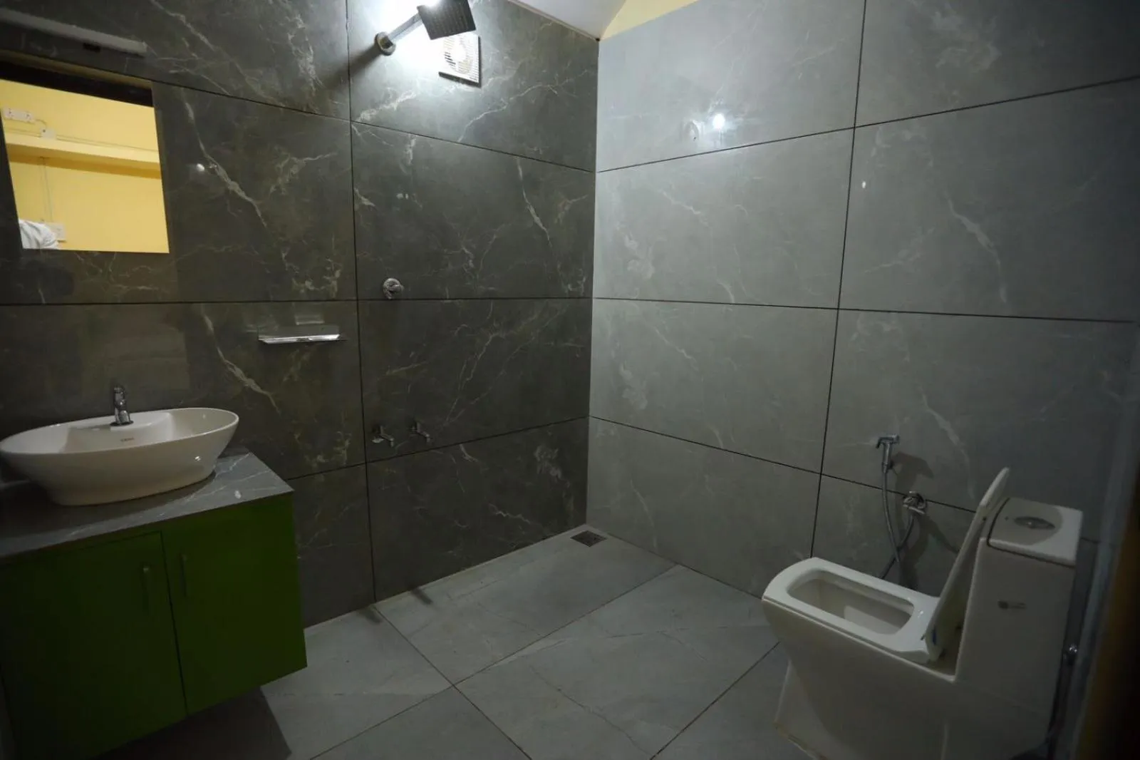 Karingens Resort