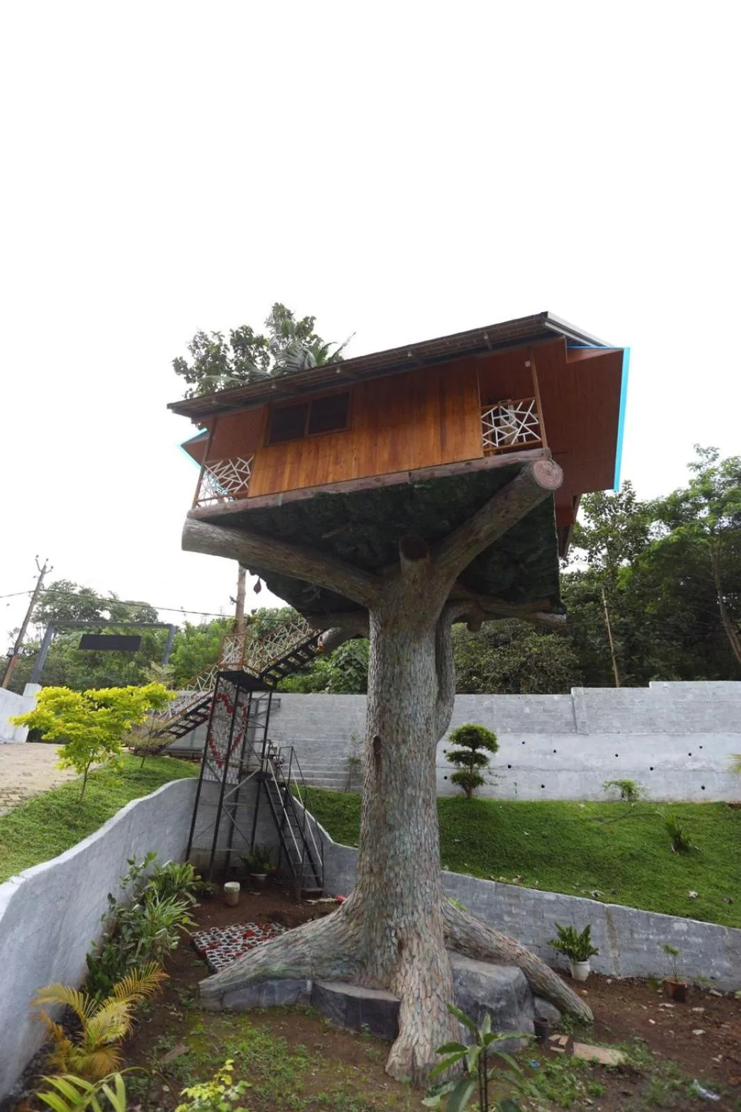 Karingens Resort