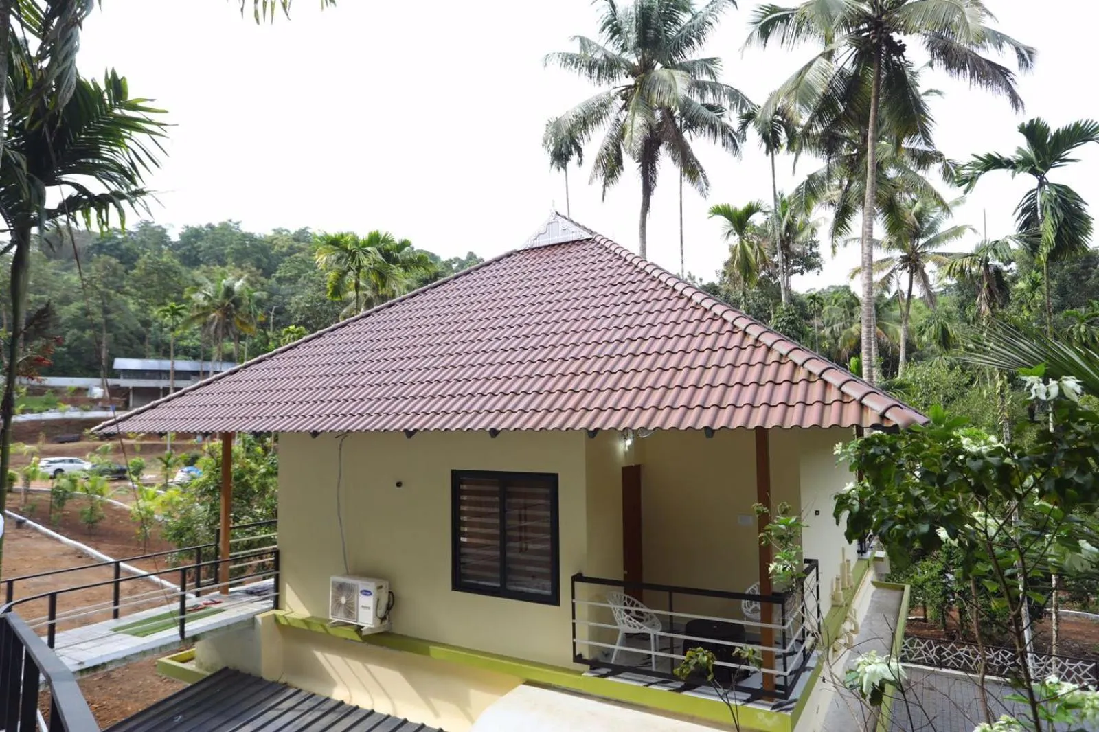 Karingens Resort