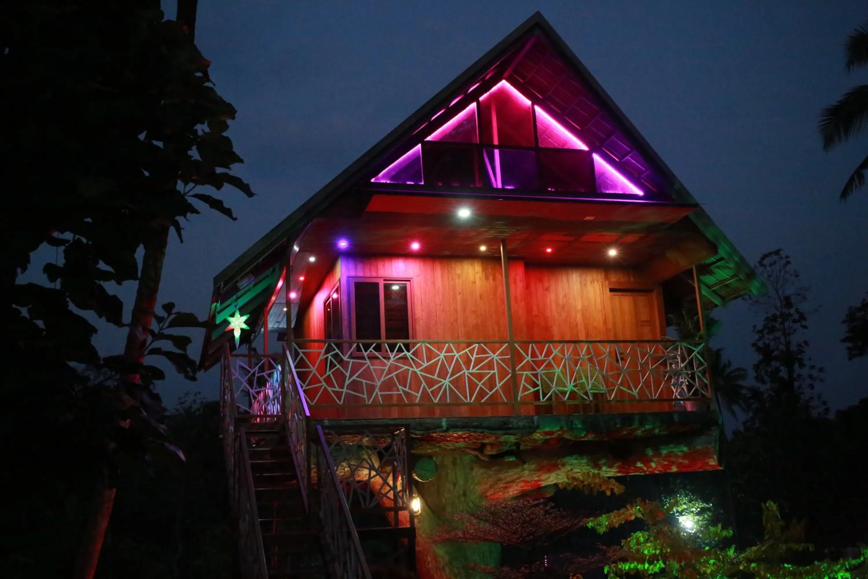 Karingens Resort