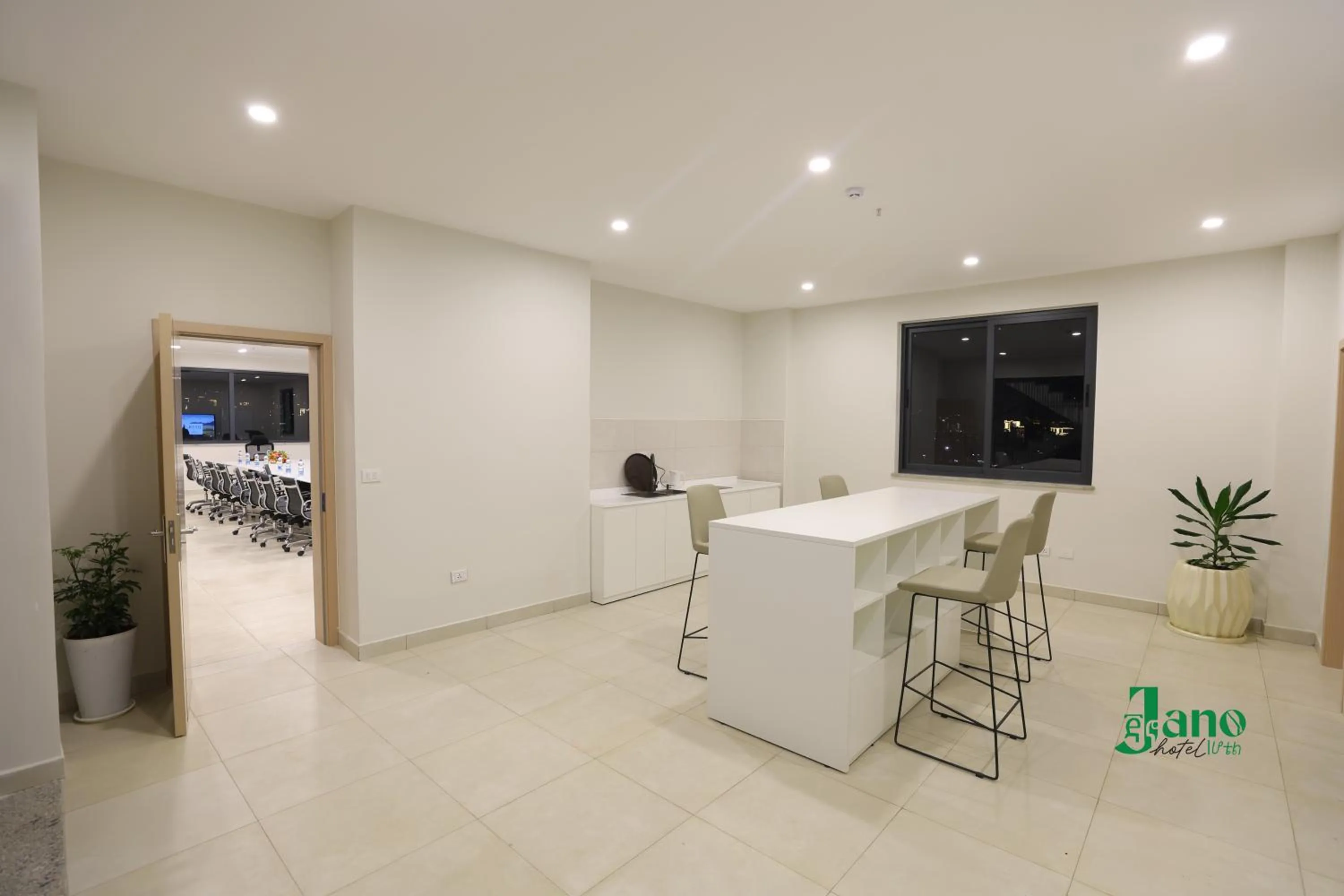 Coffee/tea facilities in Jano Hotel