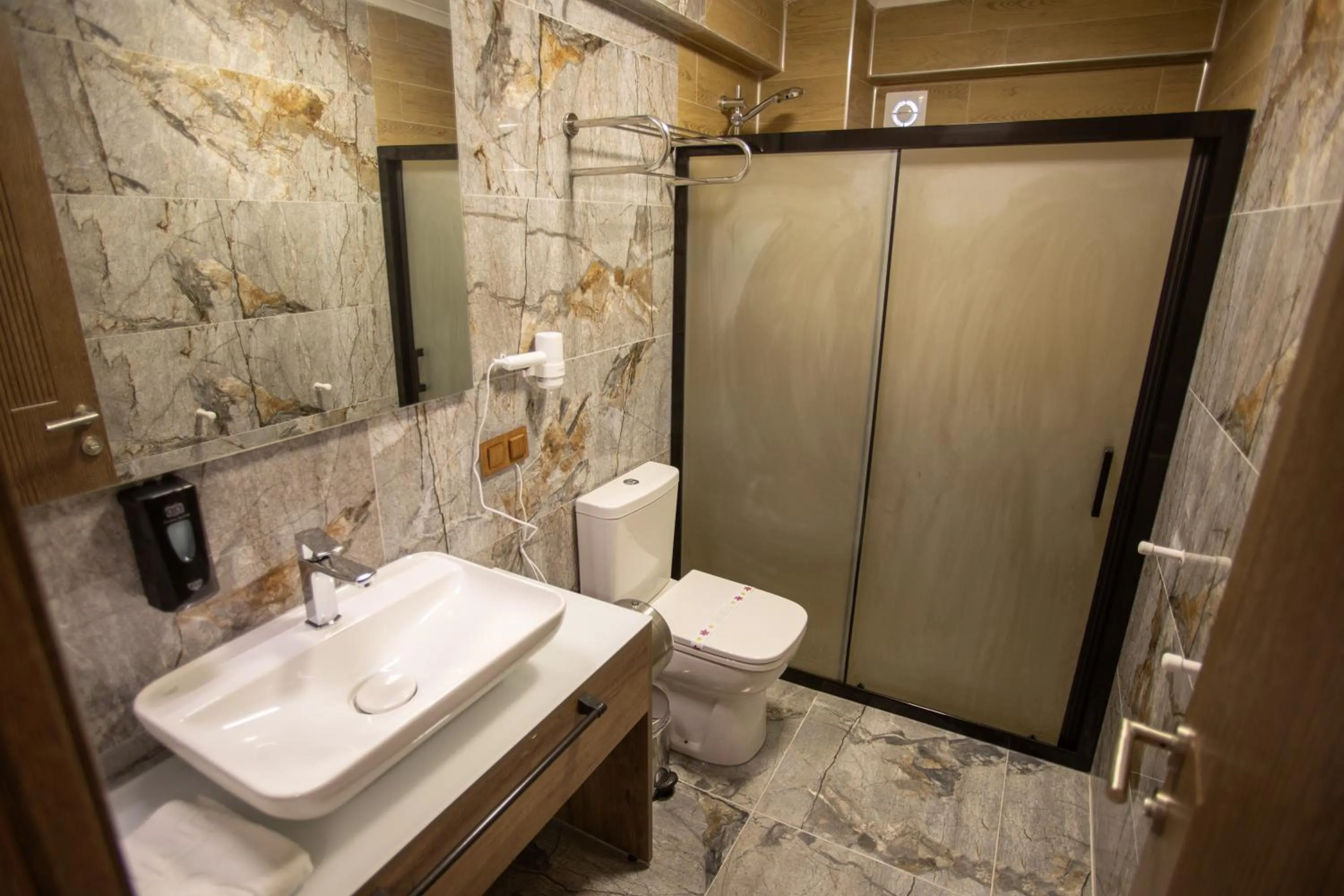 Shower in E87 Highway Otel