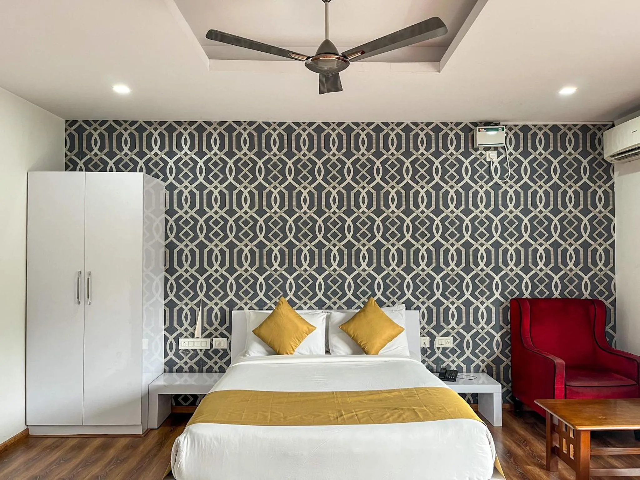 Bed in Mystic Hotel Koramangala