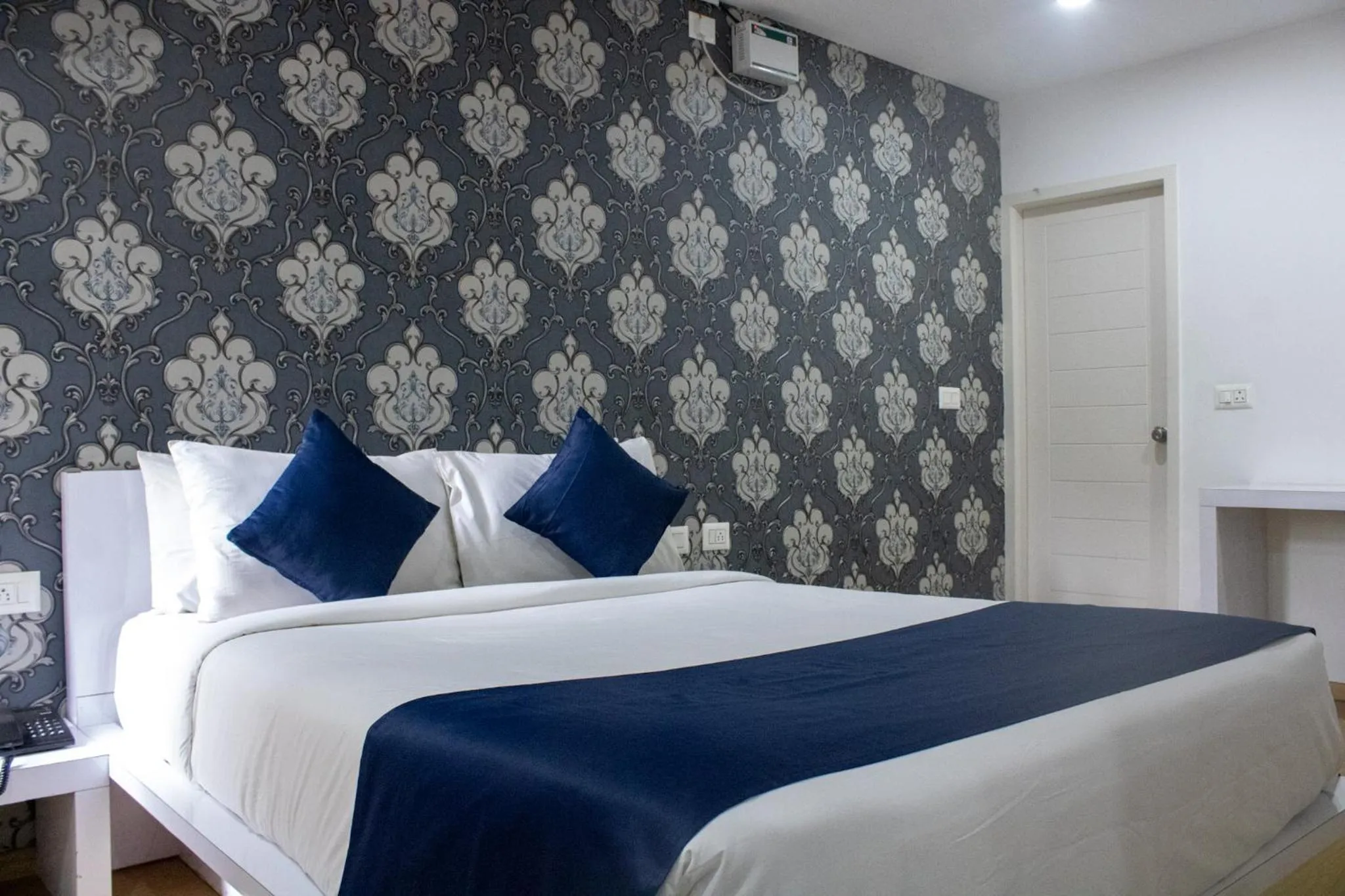 Bed in Mystic Hotel Koramangala