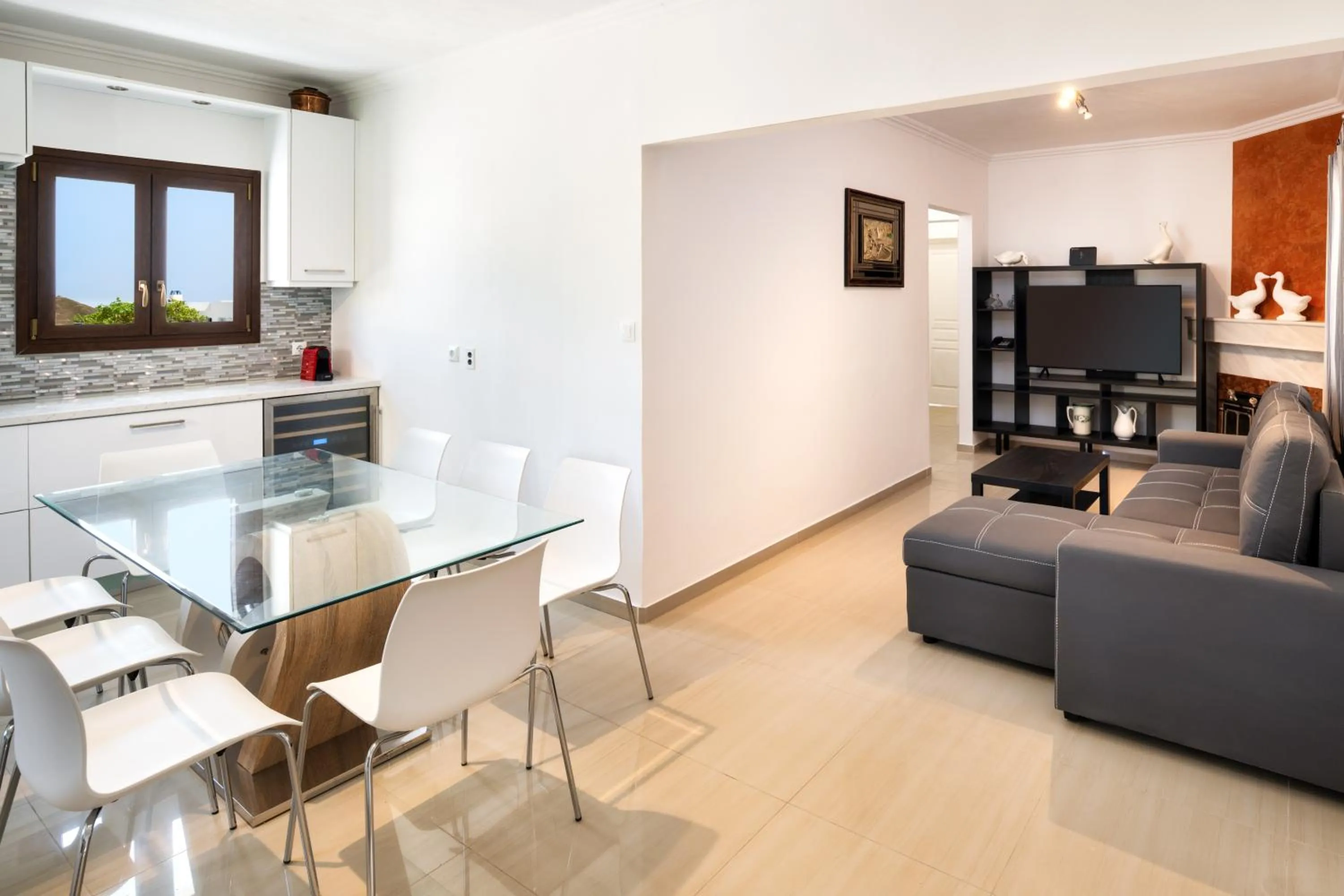 Santorinn Suites Fira