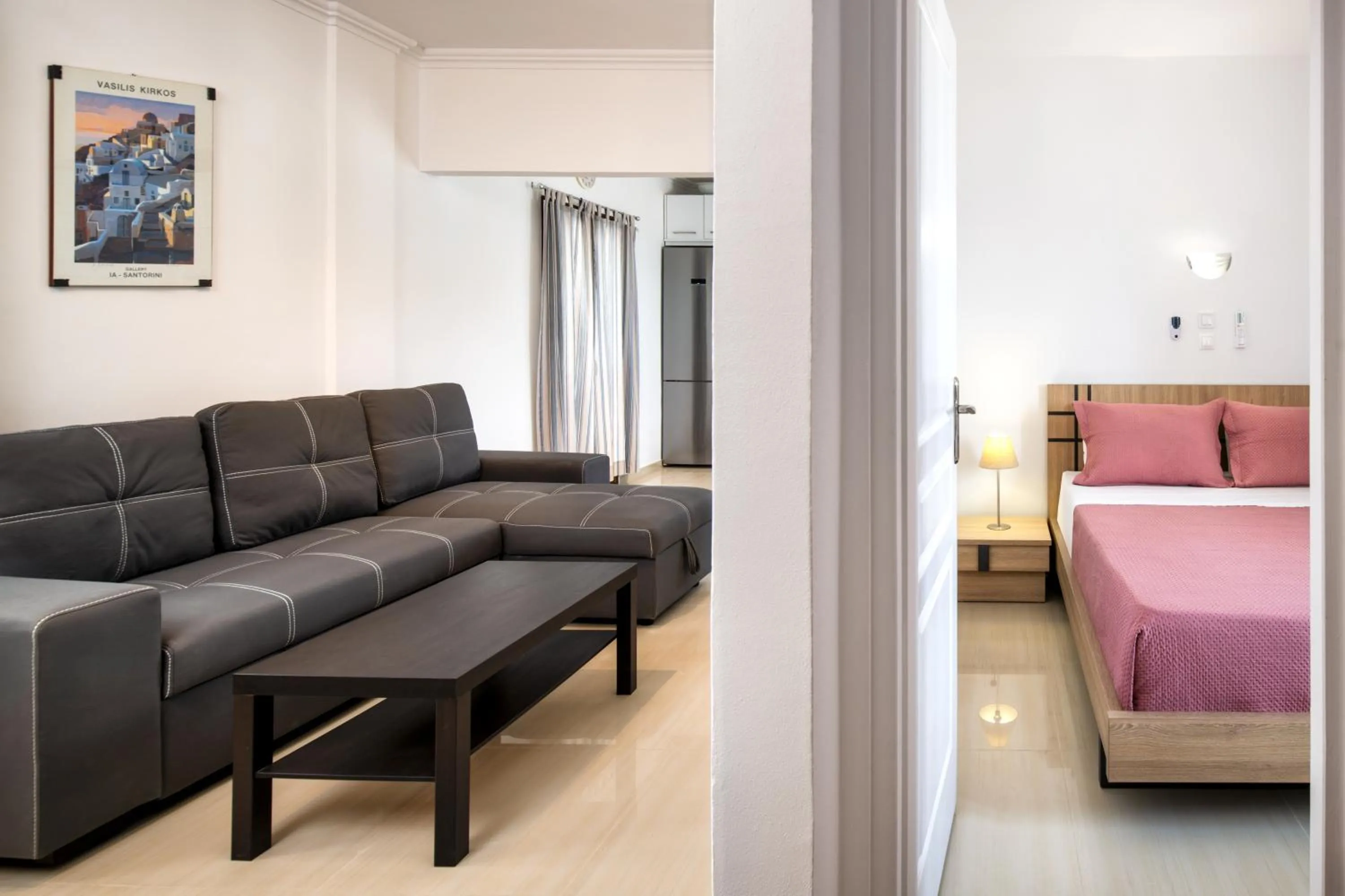 Santorinn Suites Fira
