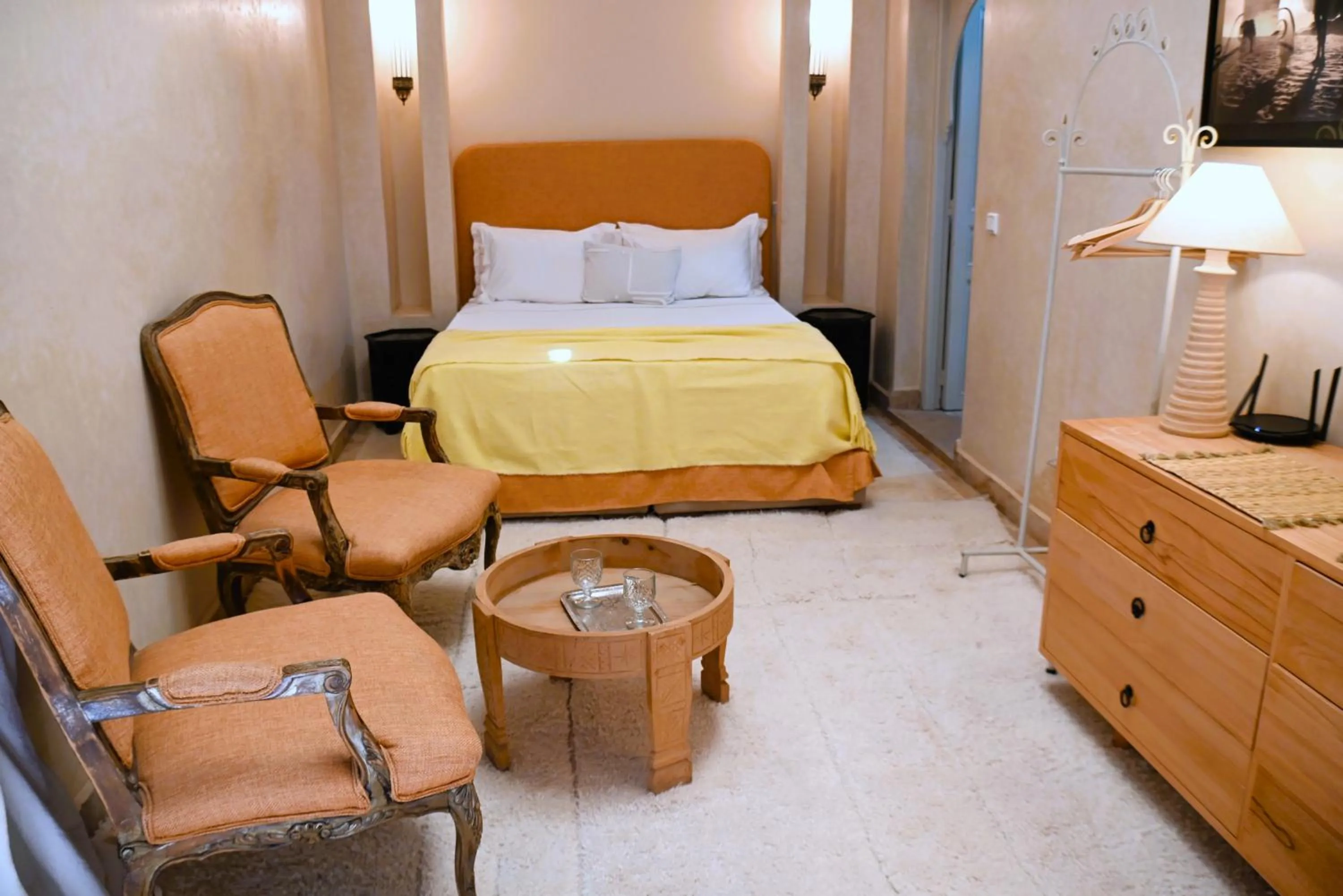 Bed in Riad Emberiza Sahari