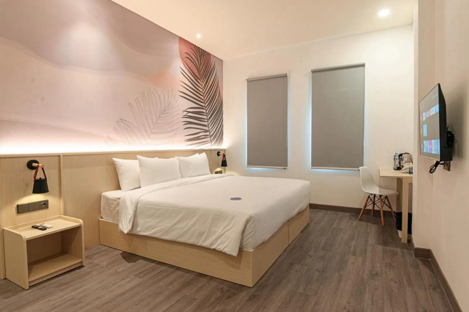 Bed in True Blue Hotel Menteng