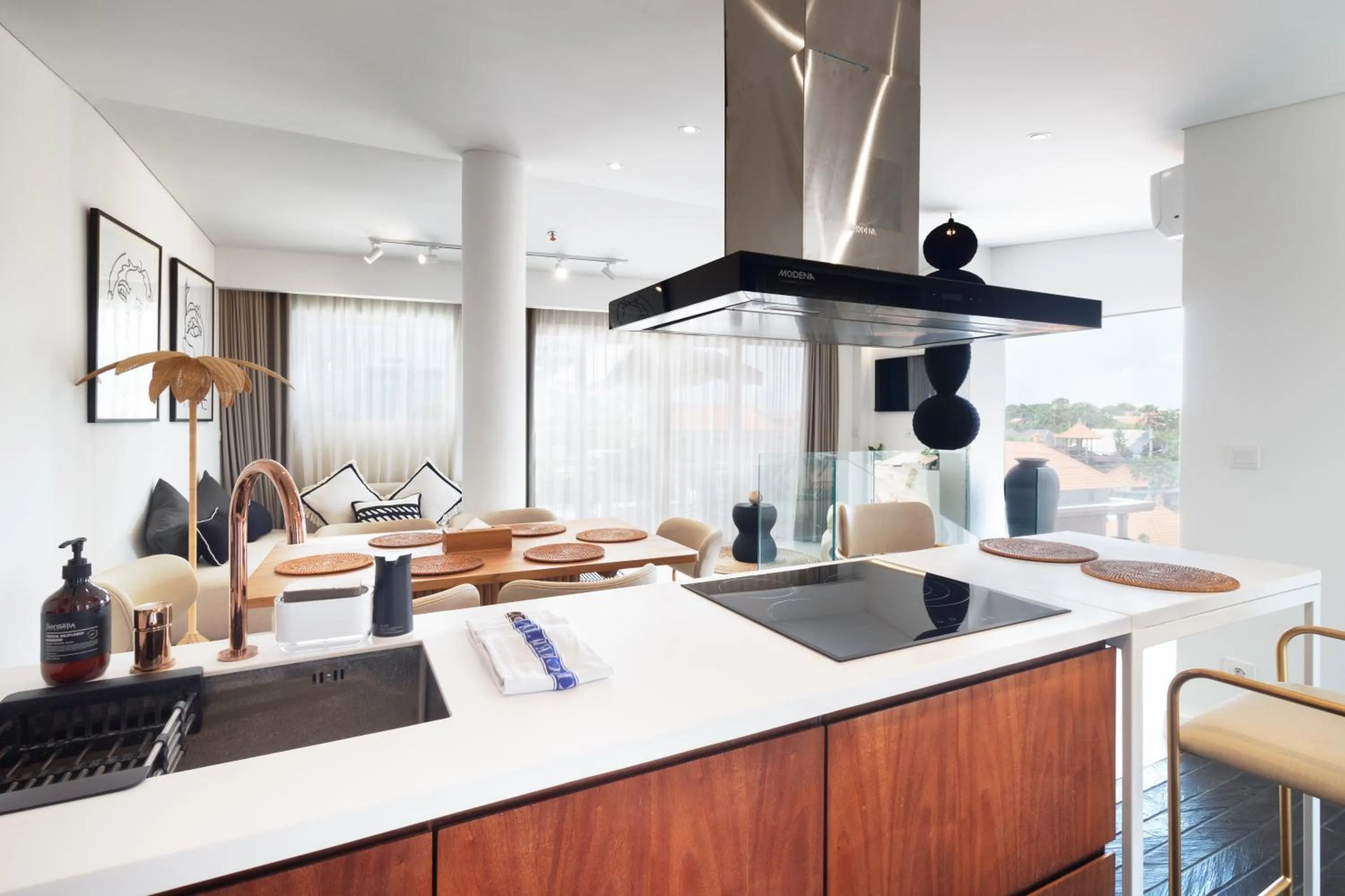 Kitchen or kitchenette in The Cruise Berawa - Design Apartments & Penthouses by CPM Bali