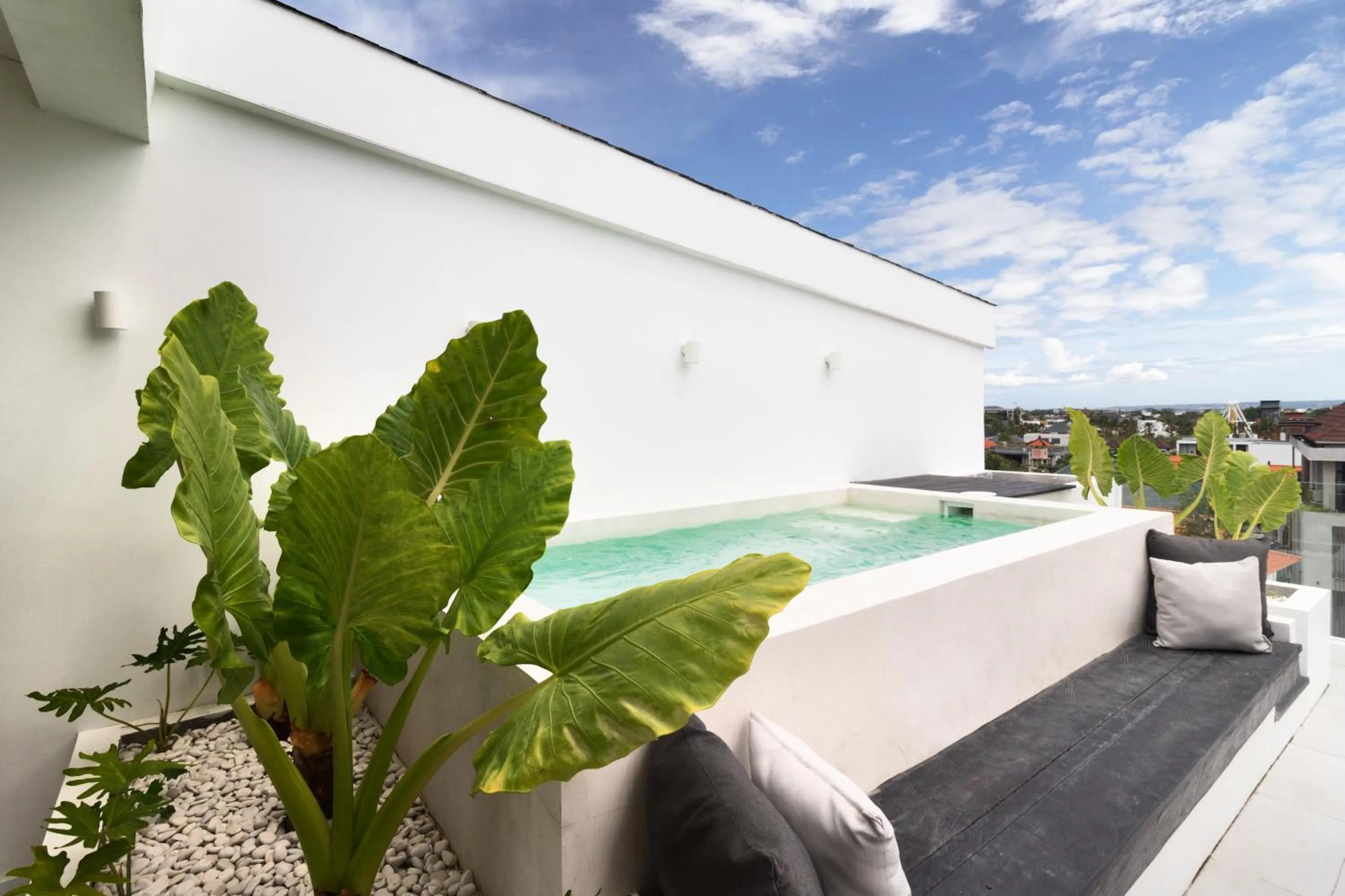 Balcony/Terrace in The Cruise Berawa - Design Apartments & Penthouses by CPM Bali