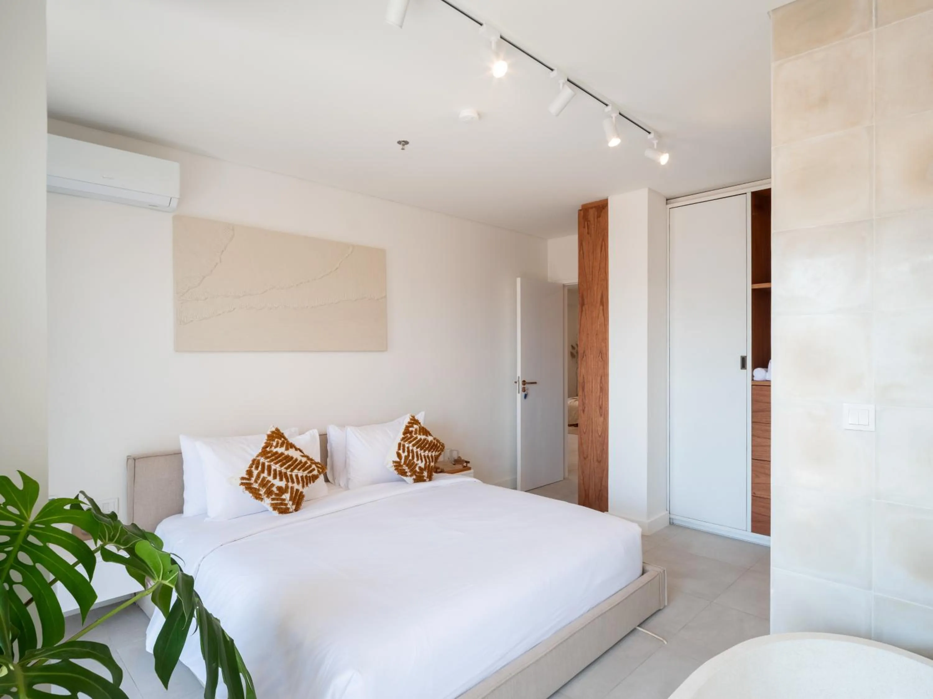 Bedroom, Bed in The Cruise Berawa - Design Apartments & Penthouses by CPM Bali