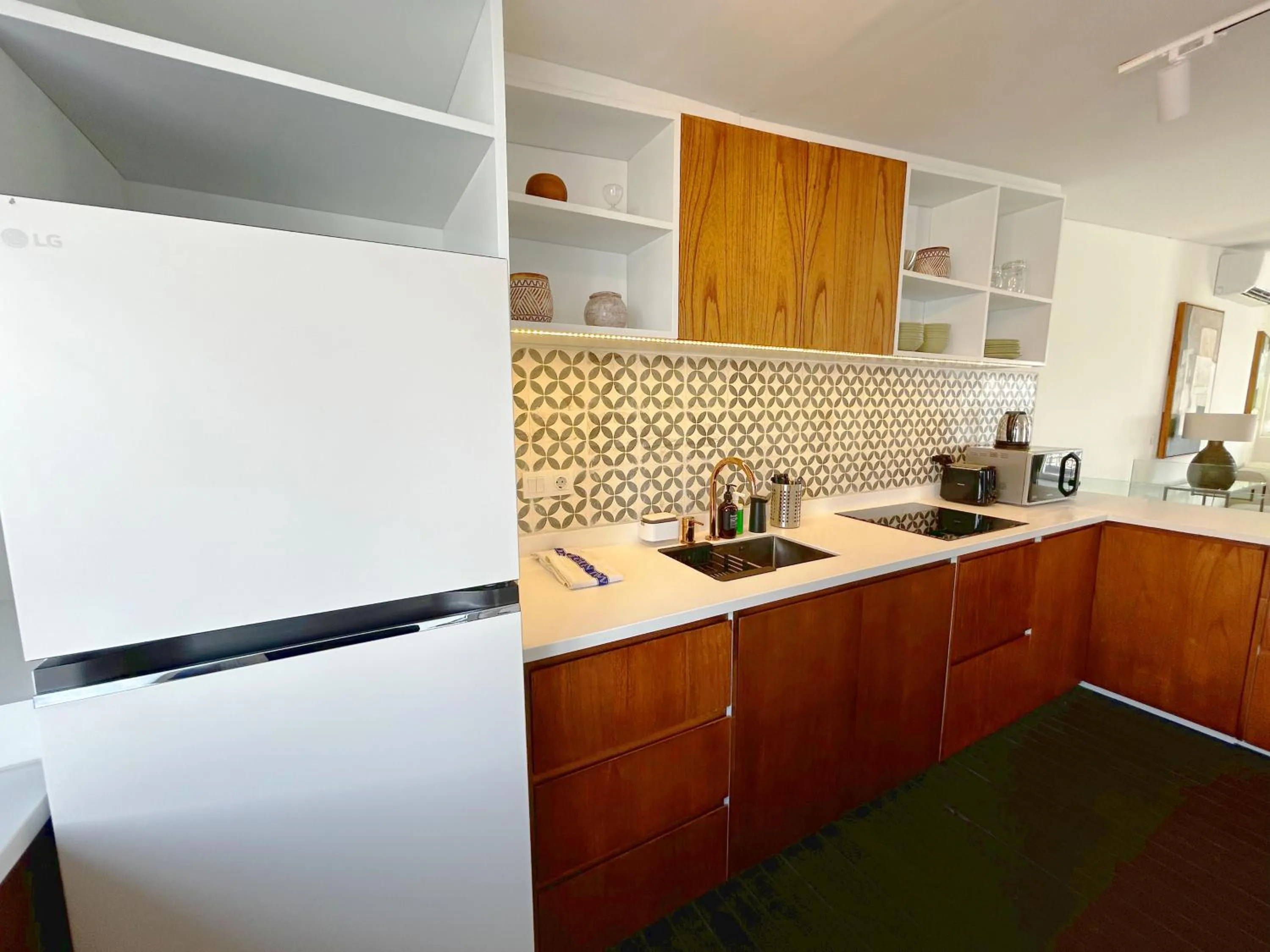 Kitchen or kitchenette in The Cruise Berawa - Design Apartments & Penthouses by CPM Bali