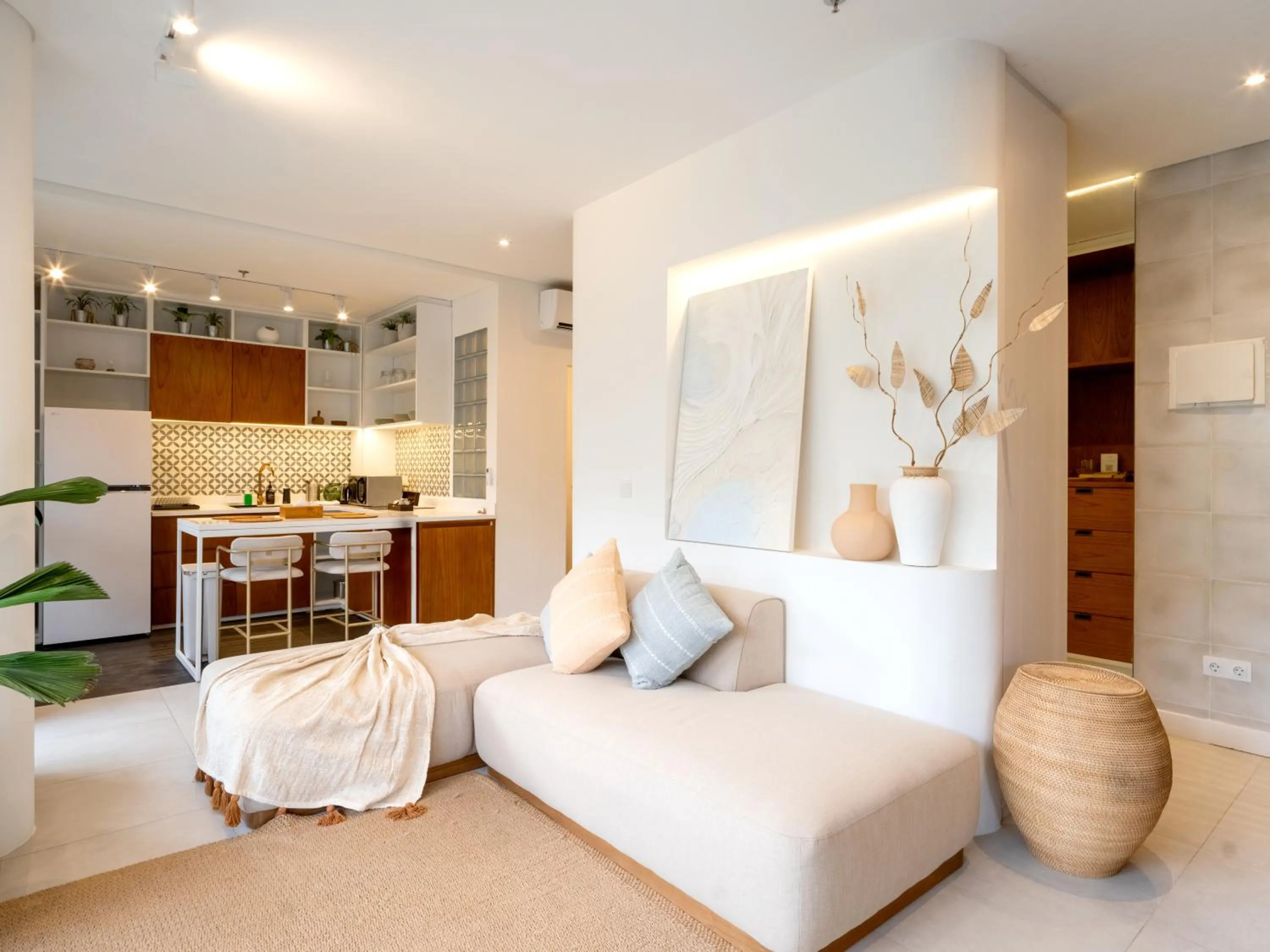 Living room in The Cruise Berawa - Design Apartments & Penthouses by CPM Bali