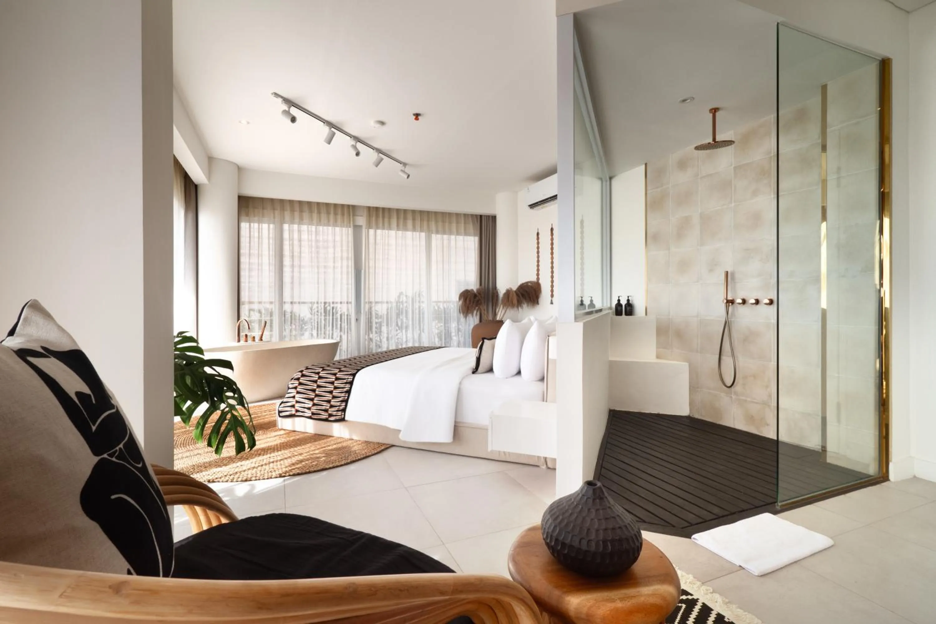 Bed in The Cruise Berawa - Design Apartments & Penthouses by CPM Bali