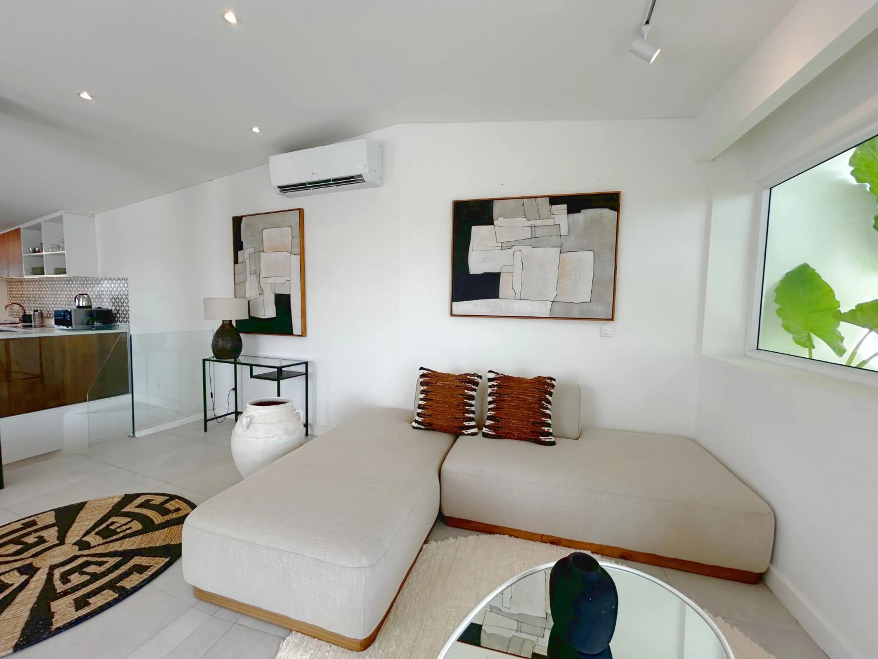 Seating area, Bed in The Cruise Berawa - Design Apartments & Penthouses by CPM Bali