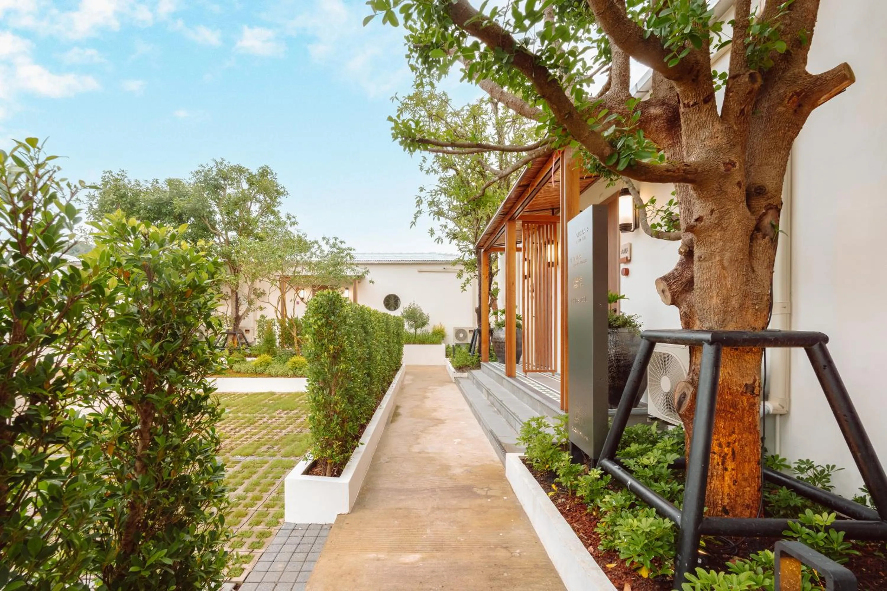 Property building in Sugar Marina Resort-LAGOON-Villas, Naiyang Beach