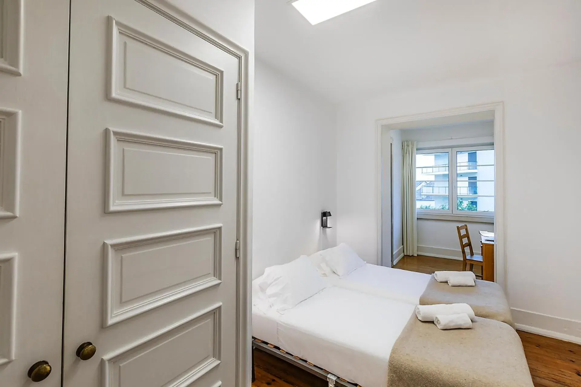 Twin Room with Private Bathroom in HI Coimbra - Pousada de Juventude Twin Room with Private Bathroom in HI Coimbra - Pousada de Juventude