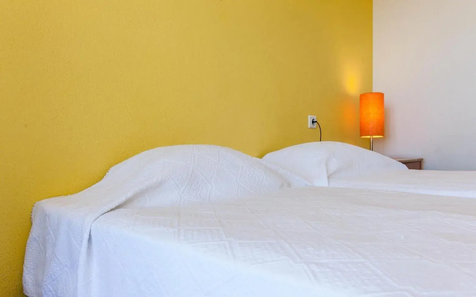 Twin Room in HI Almada - Pousada de Juventude Twin Room in HI Almada - Pousada de Juventude