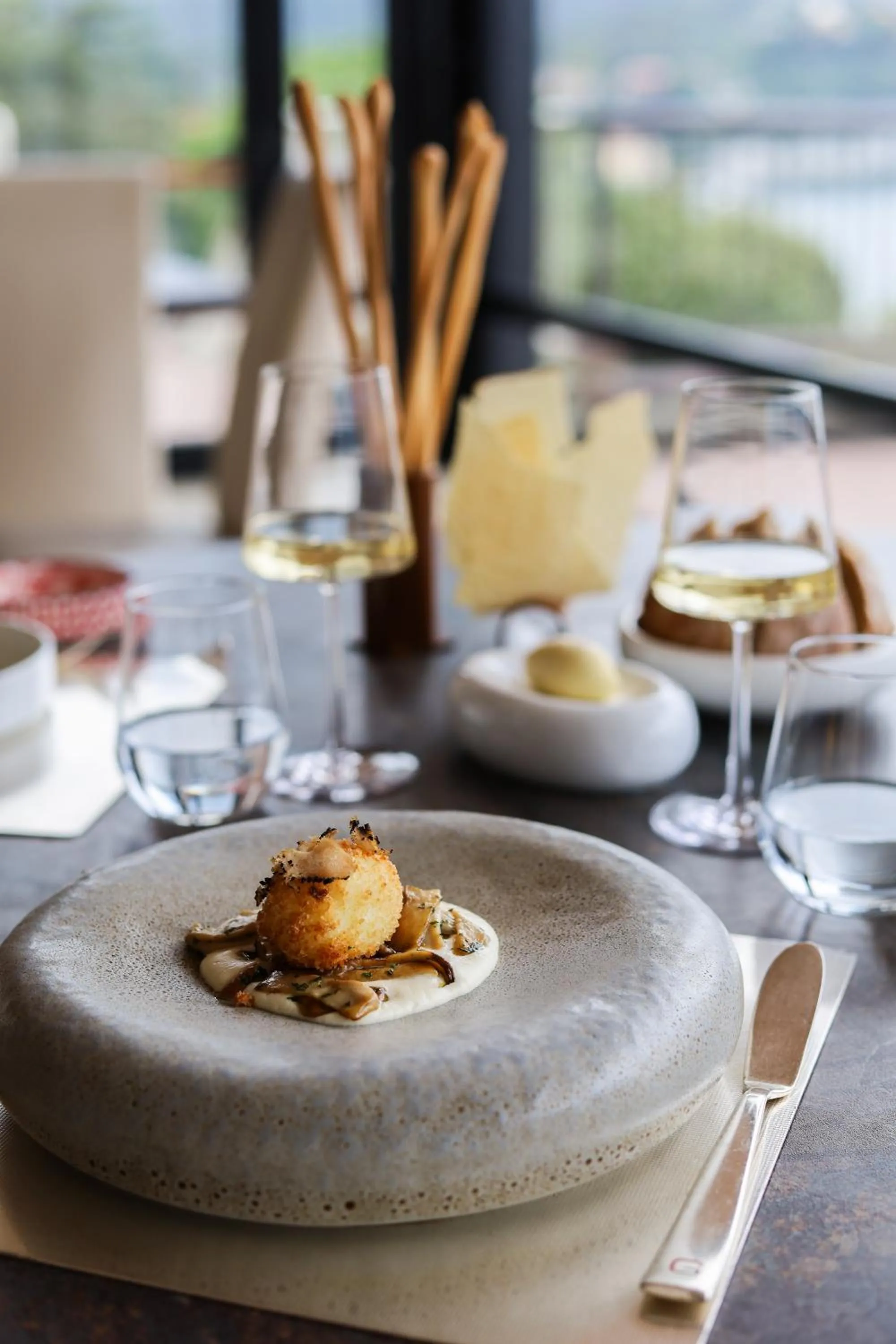 Restaurant/places to eat in Hotel Griso Collection