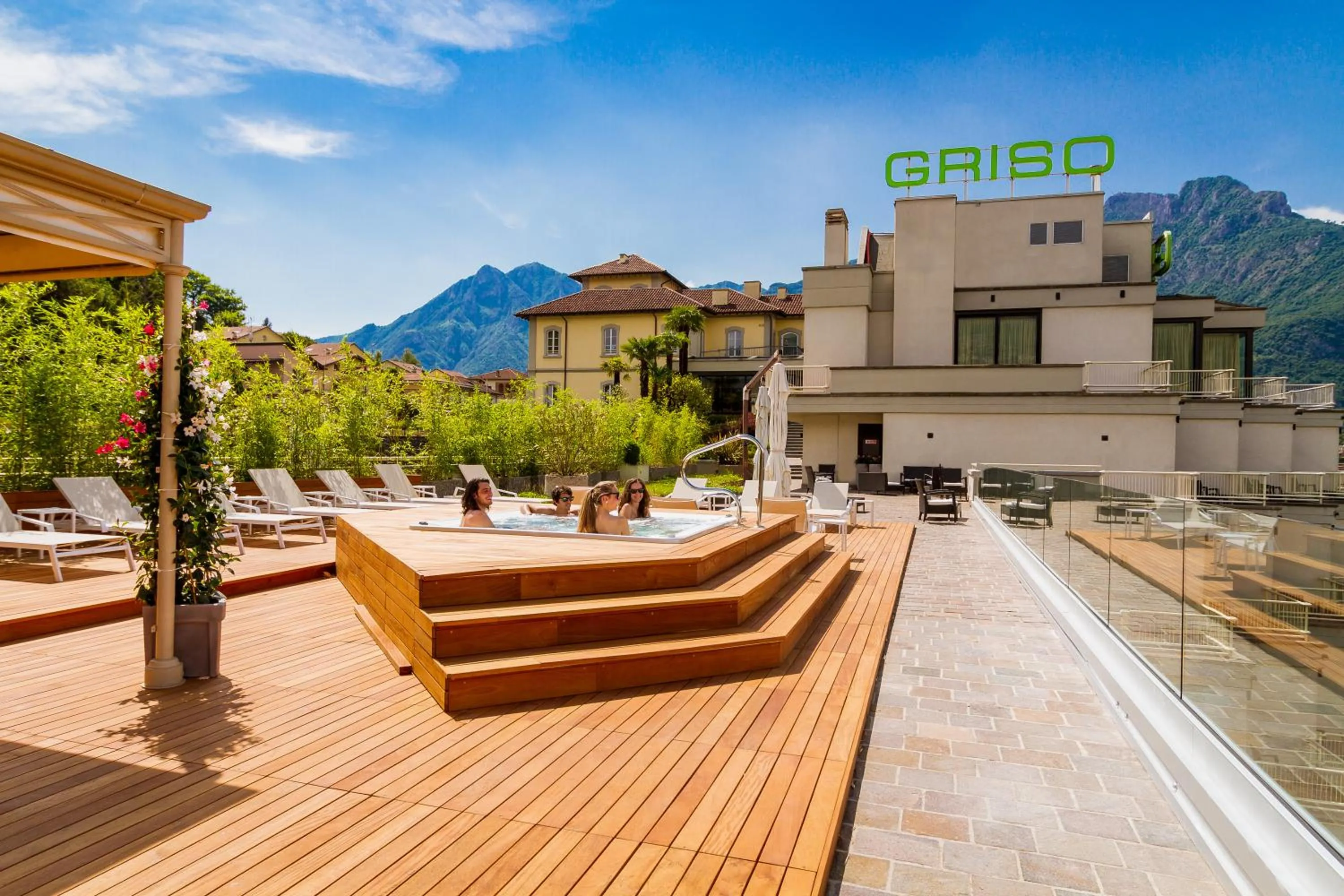 Hot Tub in Hotel Griso Collection