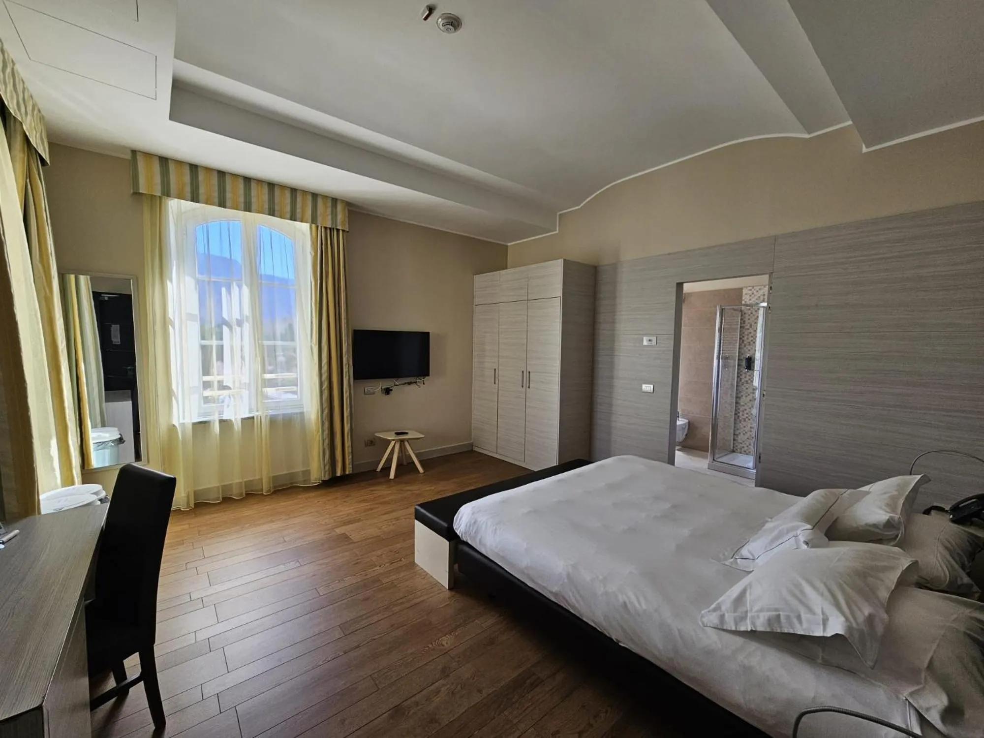 Economy Double Room with Mountain View in Hotel Griso Collection