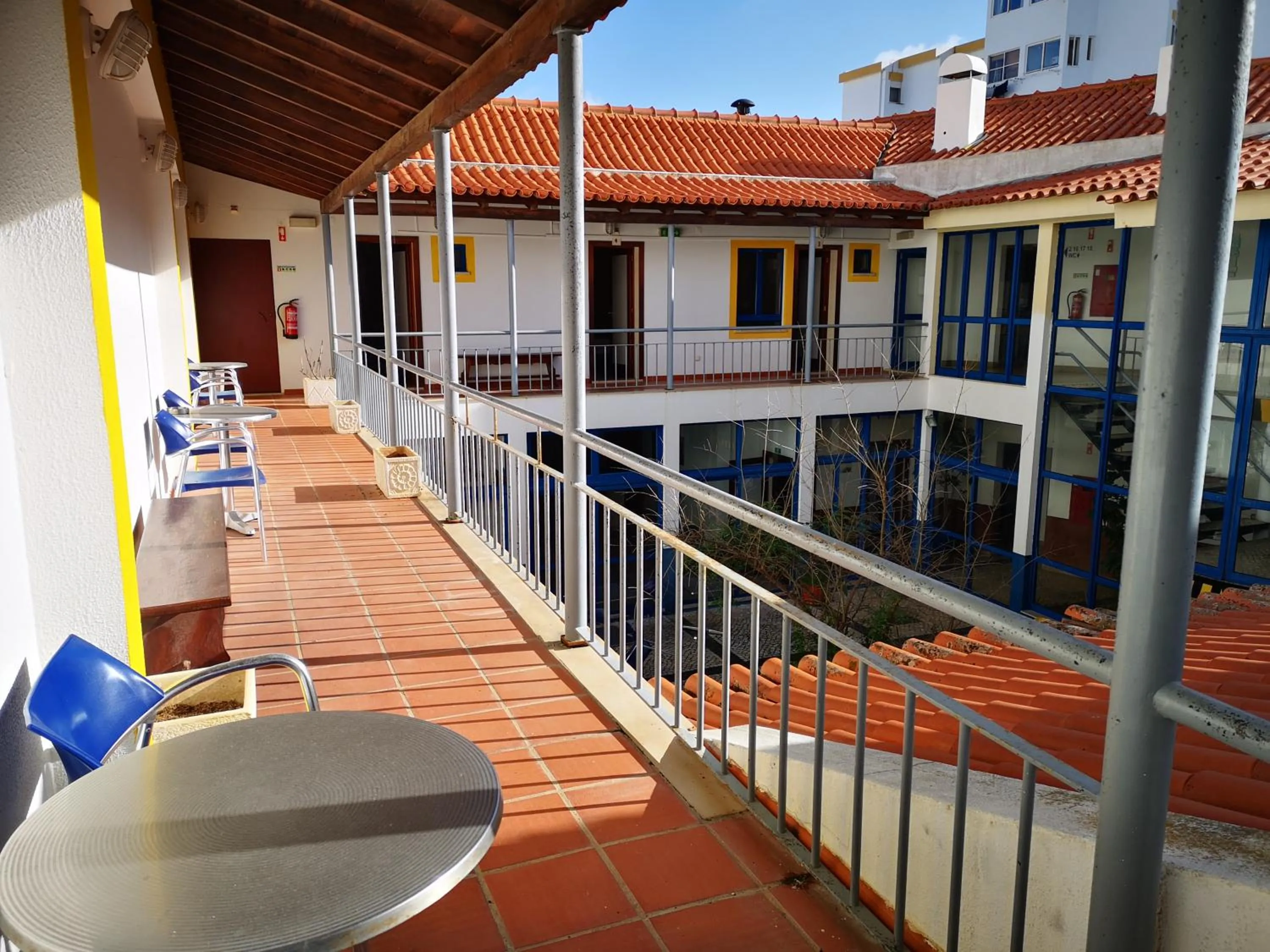 Balcony/Terrace in HI Lagos - Pousada de Juventude