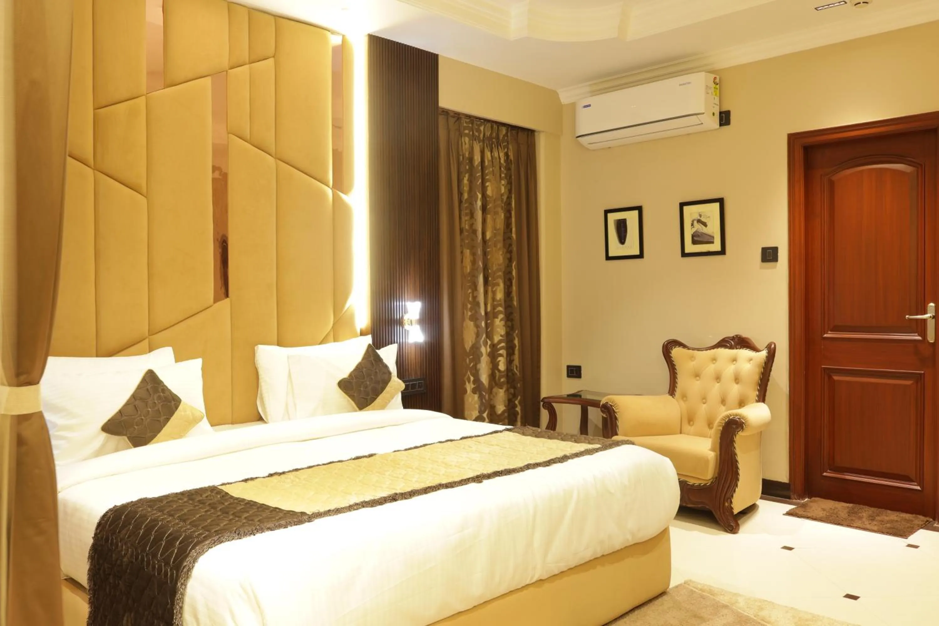 Bed in Suramya Homestay Near Shymala Hills