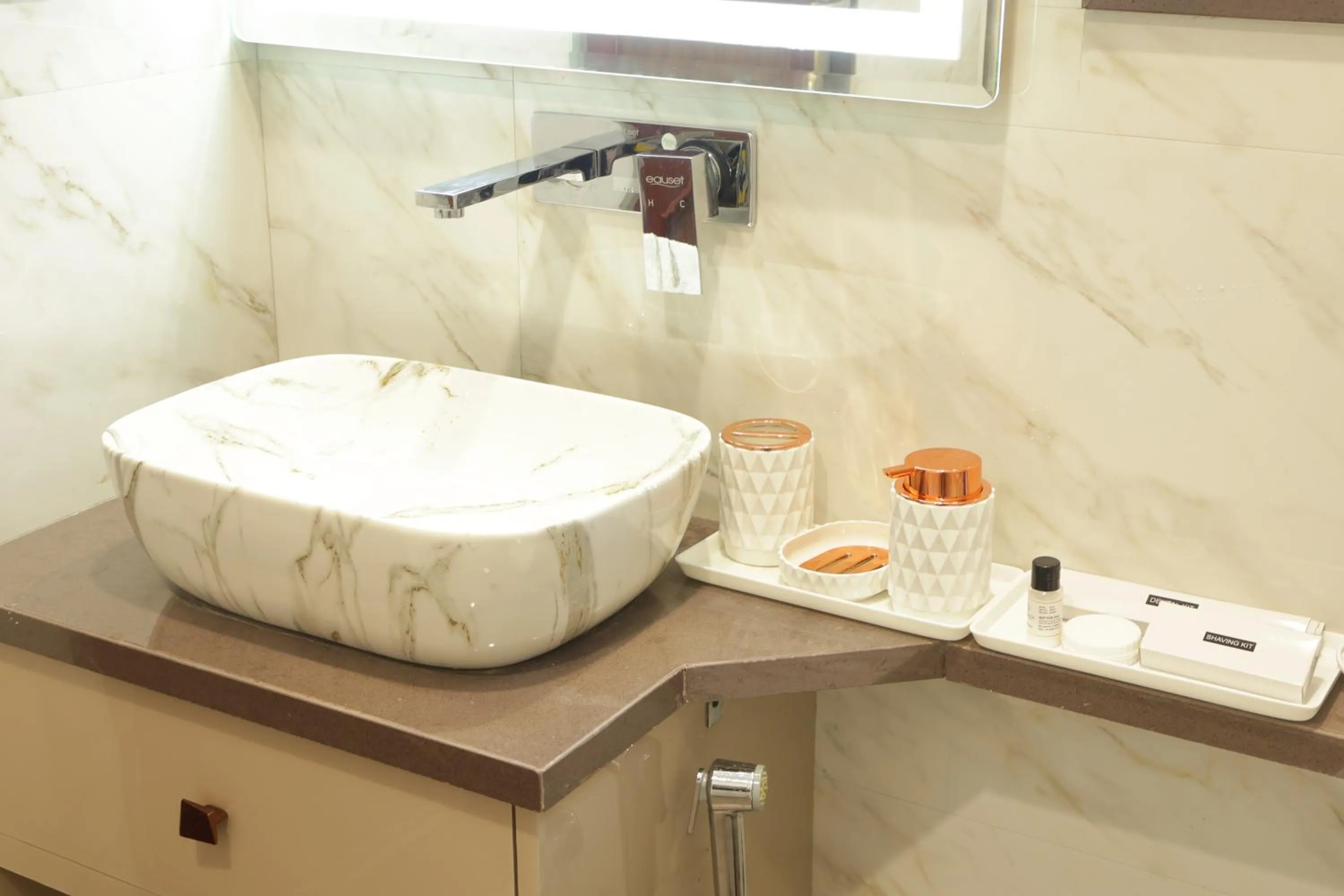 Bathroom in Suramya Homestay Near Shymala Hills