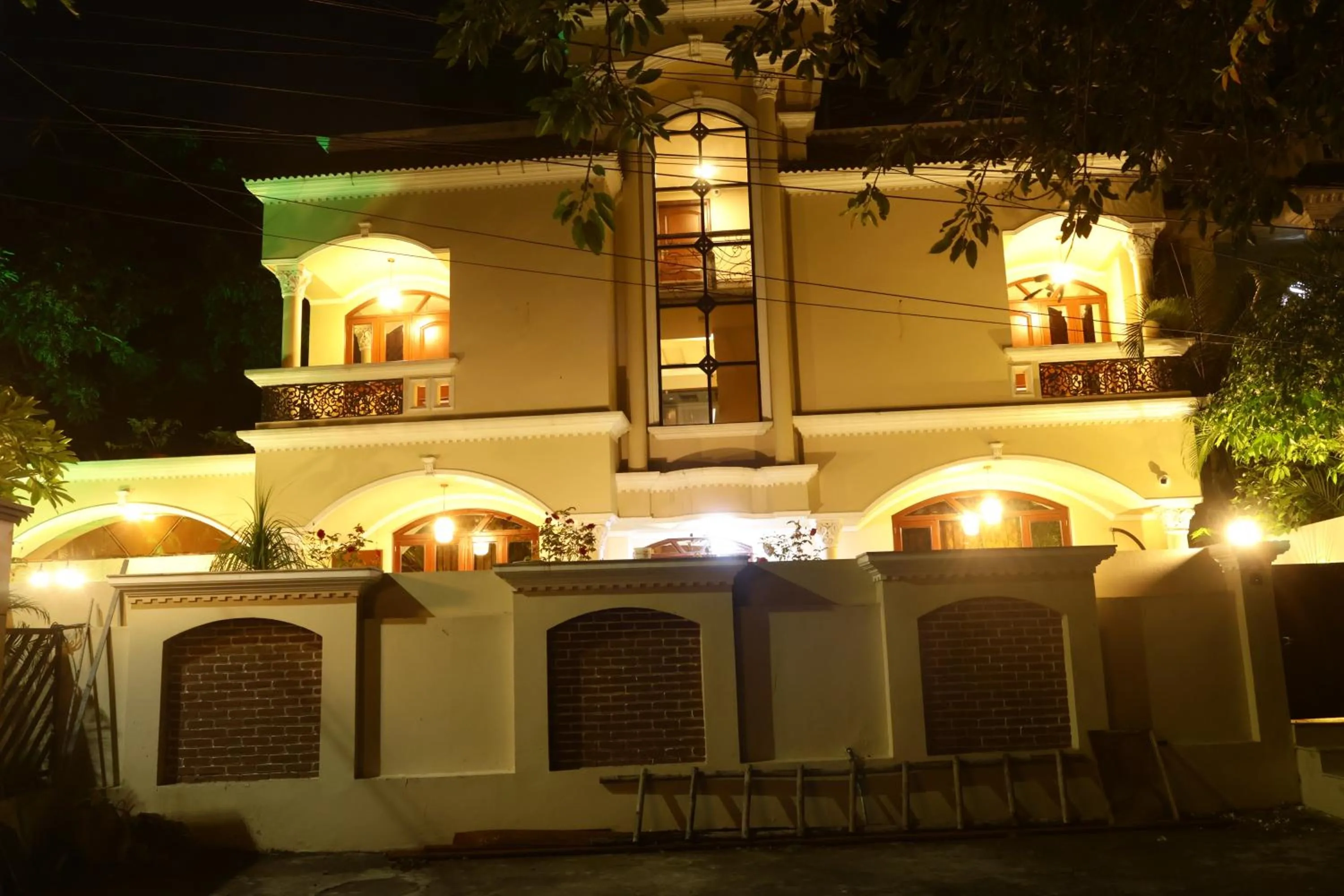 Property building in Suramya Homestay Near Shymala Hills