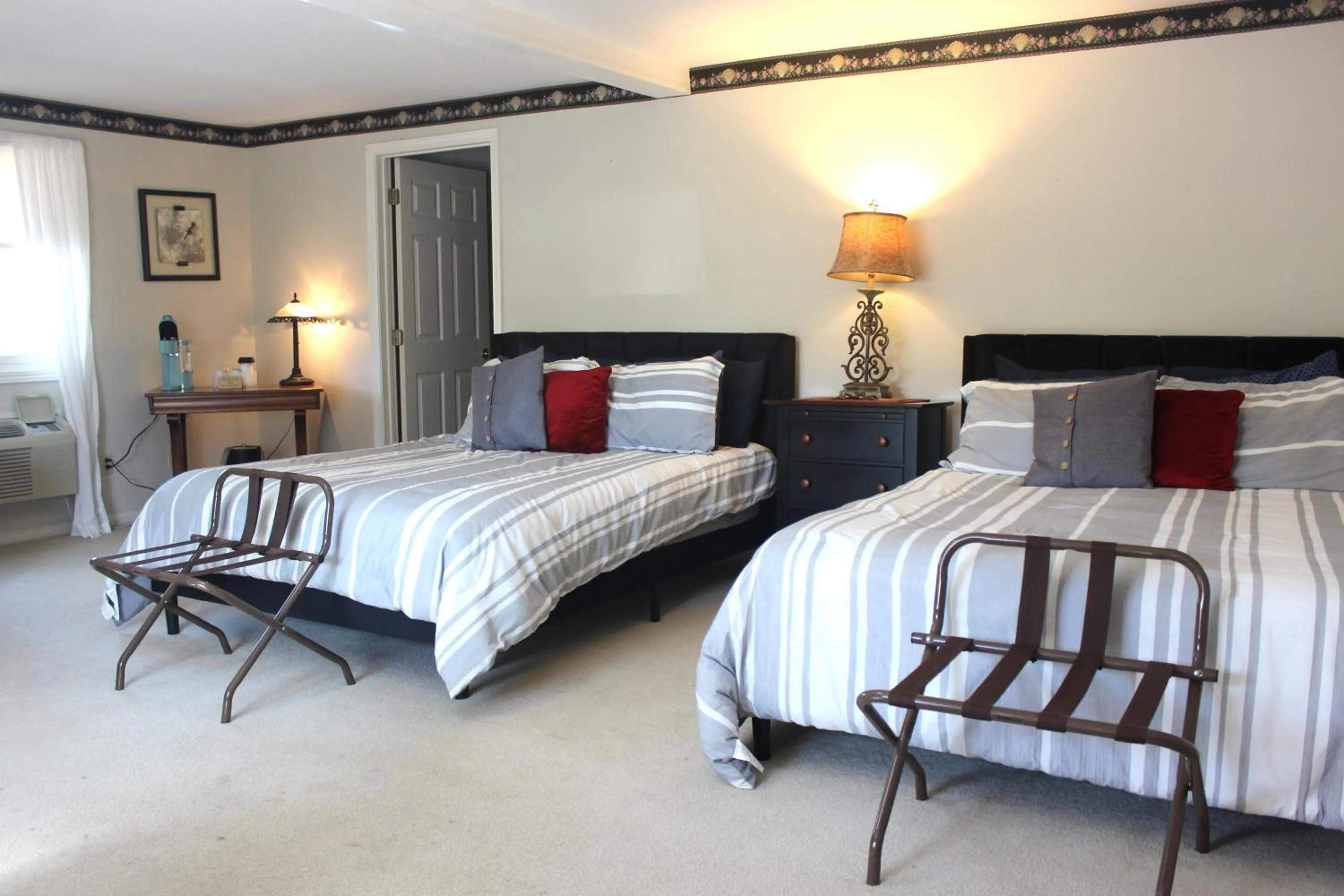 Bed in Sweetgrass Inn Bed & Breakfast