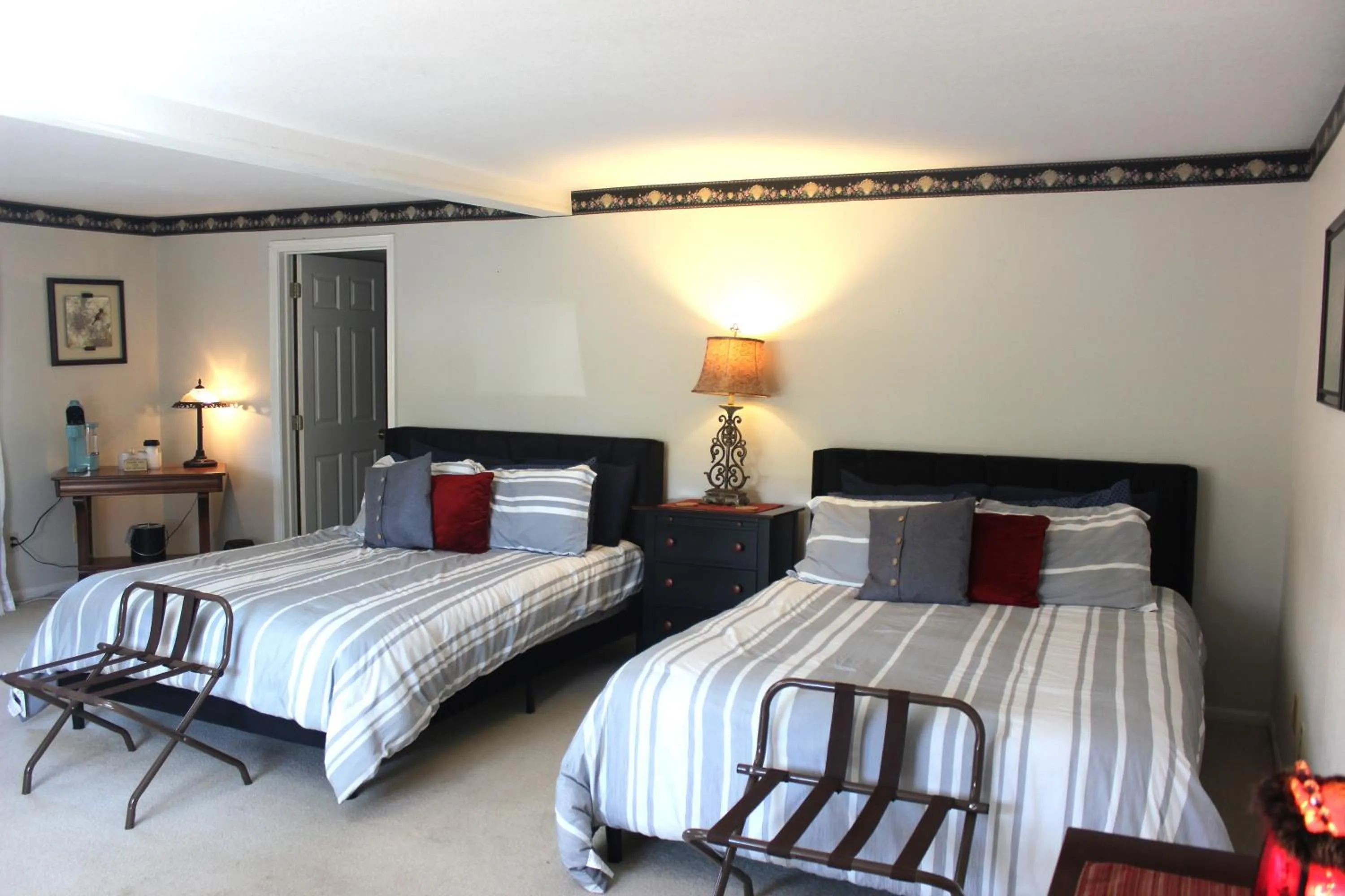 Bed in Sweetgrass Inn Bed & Breakfast